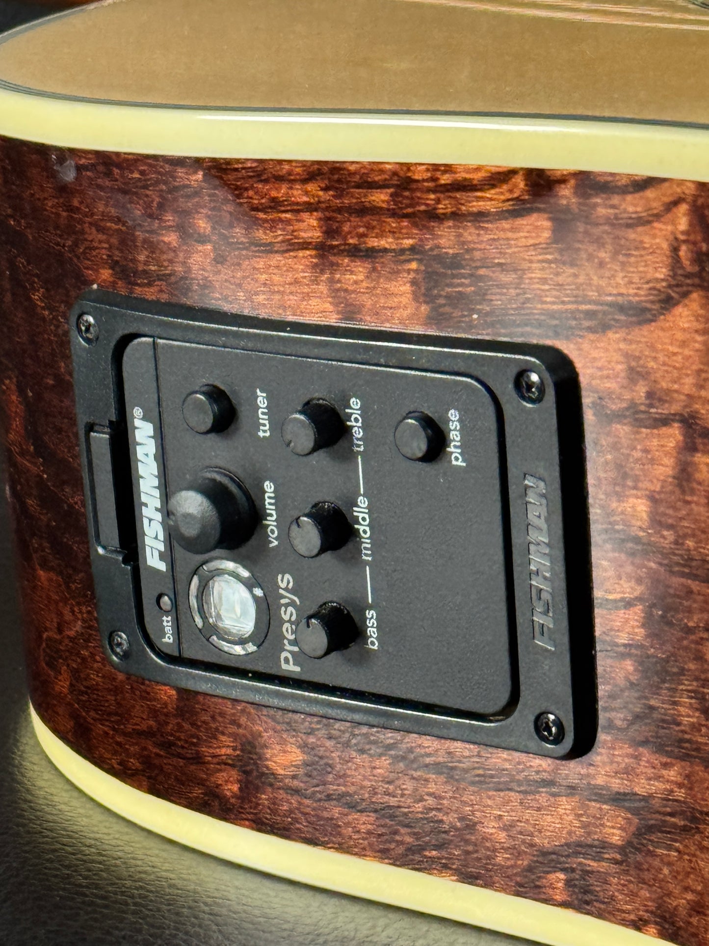 Fender CD-220SCE Exotics Ash Burl (PRE-OWNED)