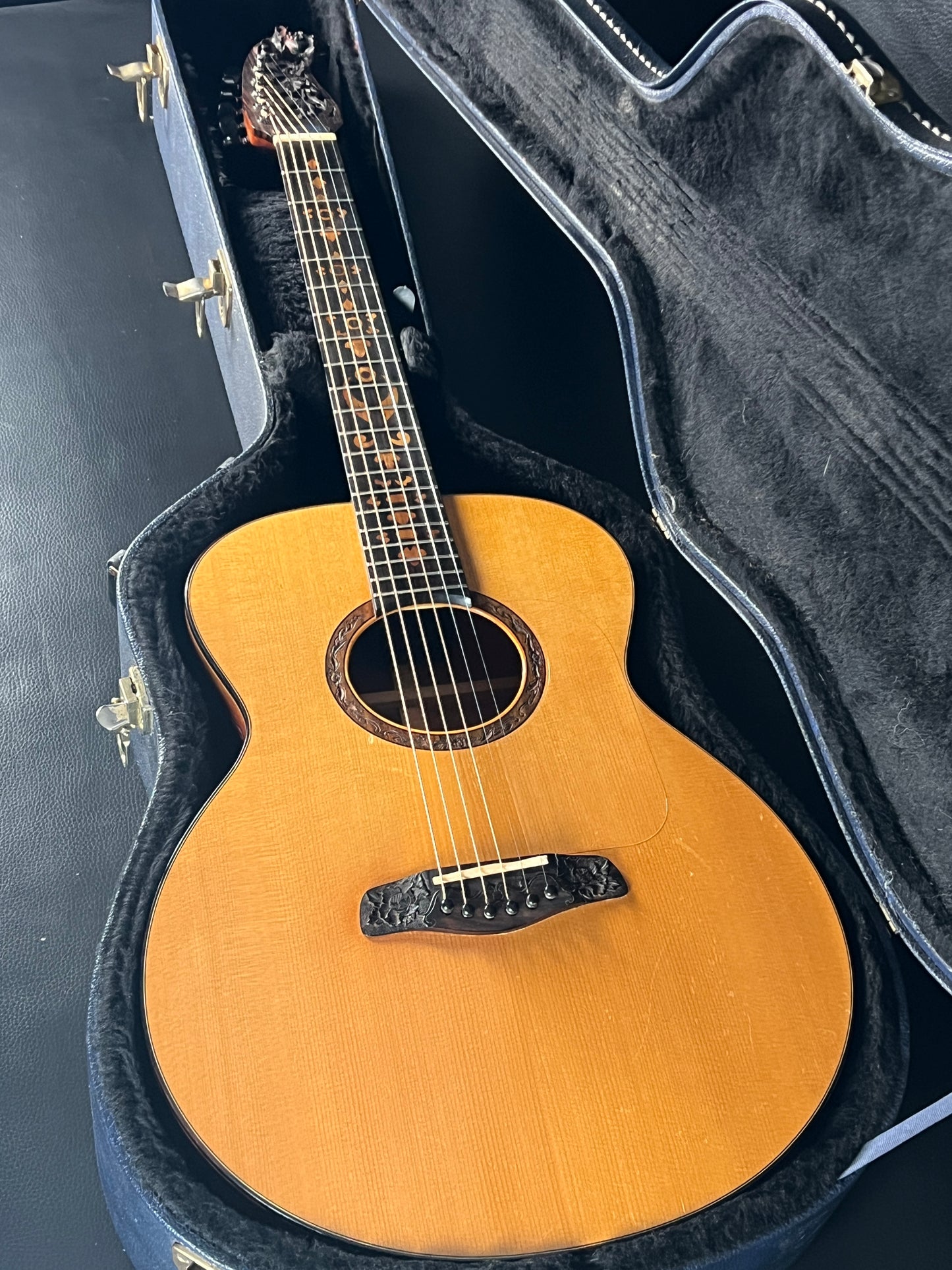 Blueberry Acoustic Guitar (PRE-OWNED)