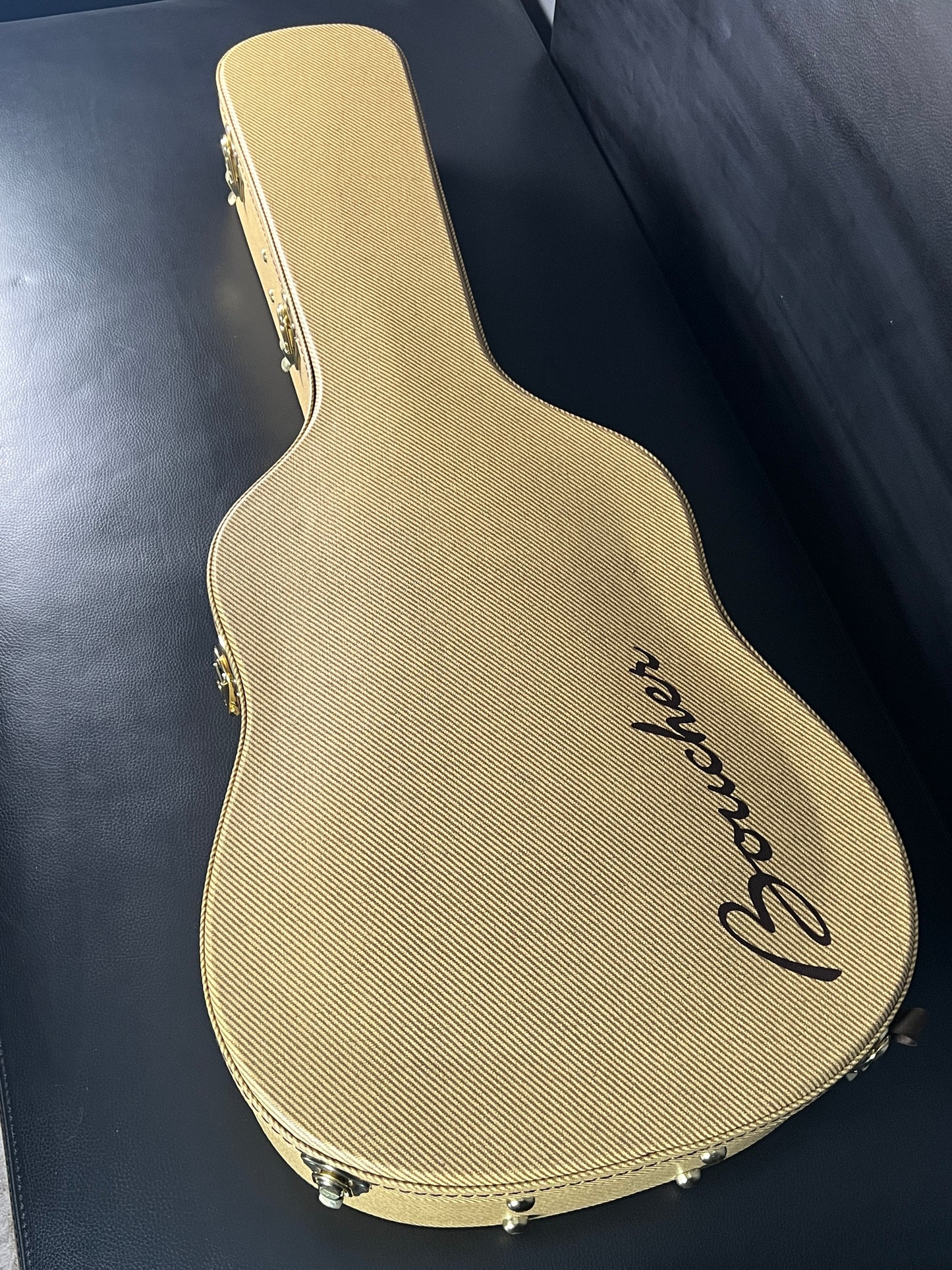 Boucher Studio Goose SG-42-MV (PRE-OWNED)