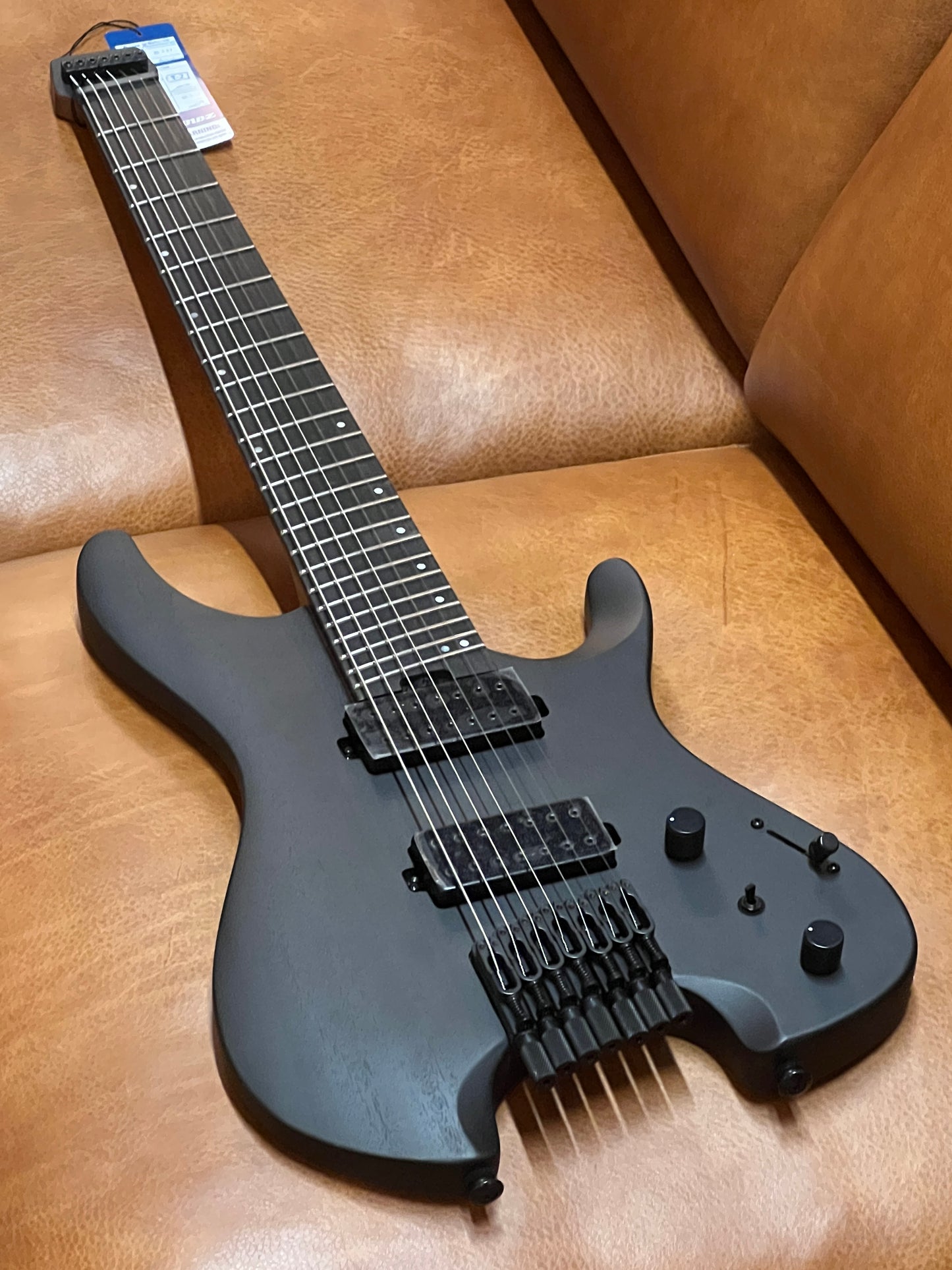Ibanez QX527B Q Series 7-String Headless