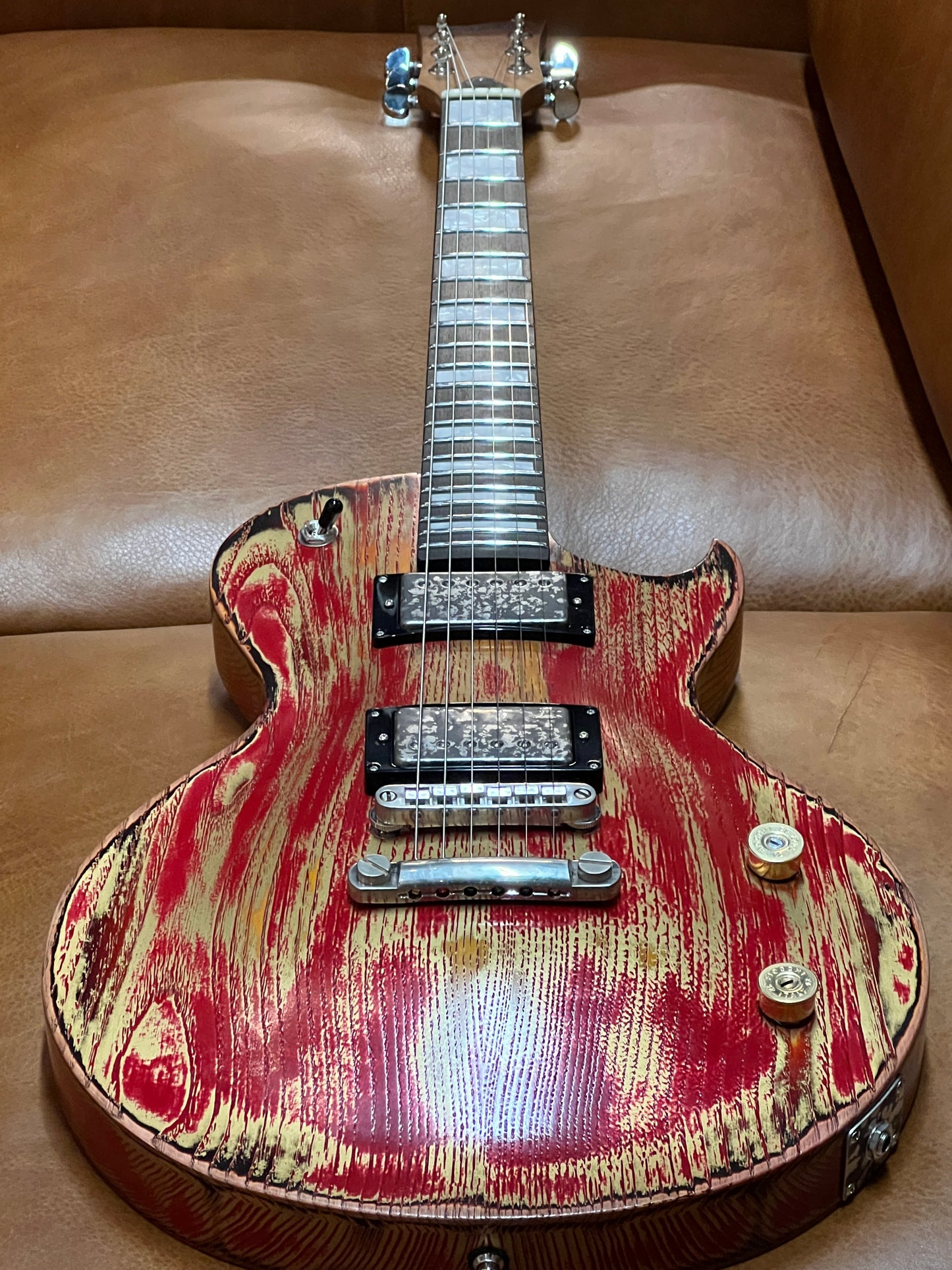 Paoletti Seicento Chambered HH - 575+ Firegold Inferno - Carved