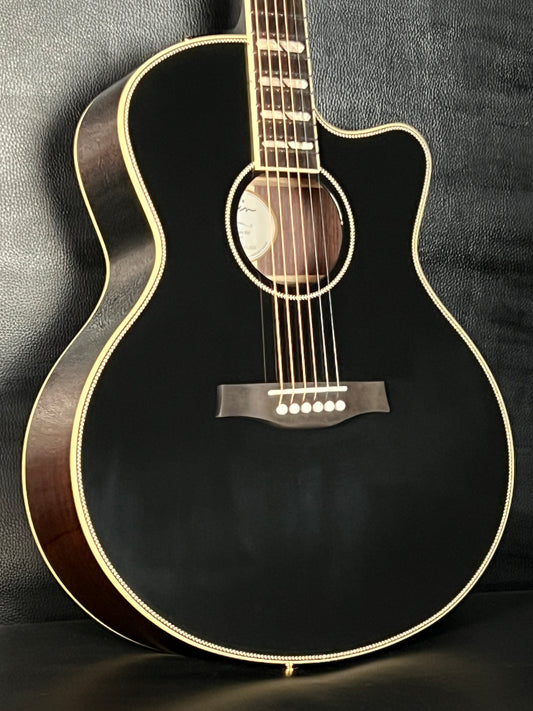 Godin Connaisseur Rosewood Black