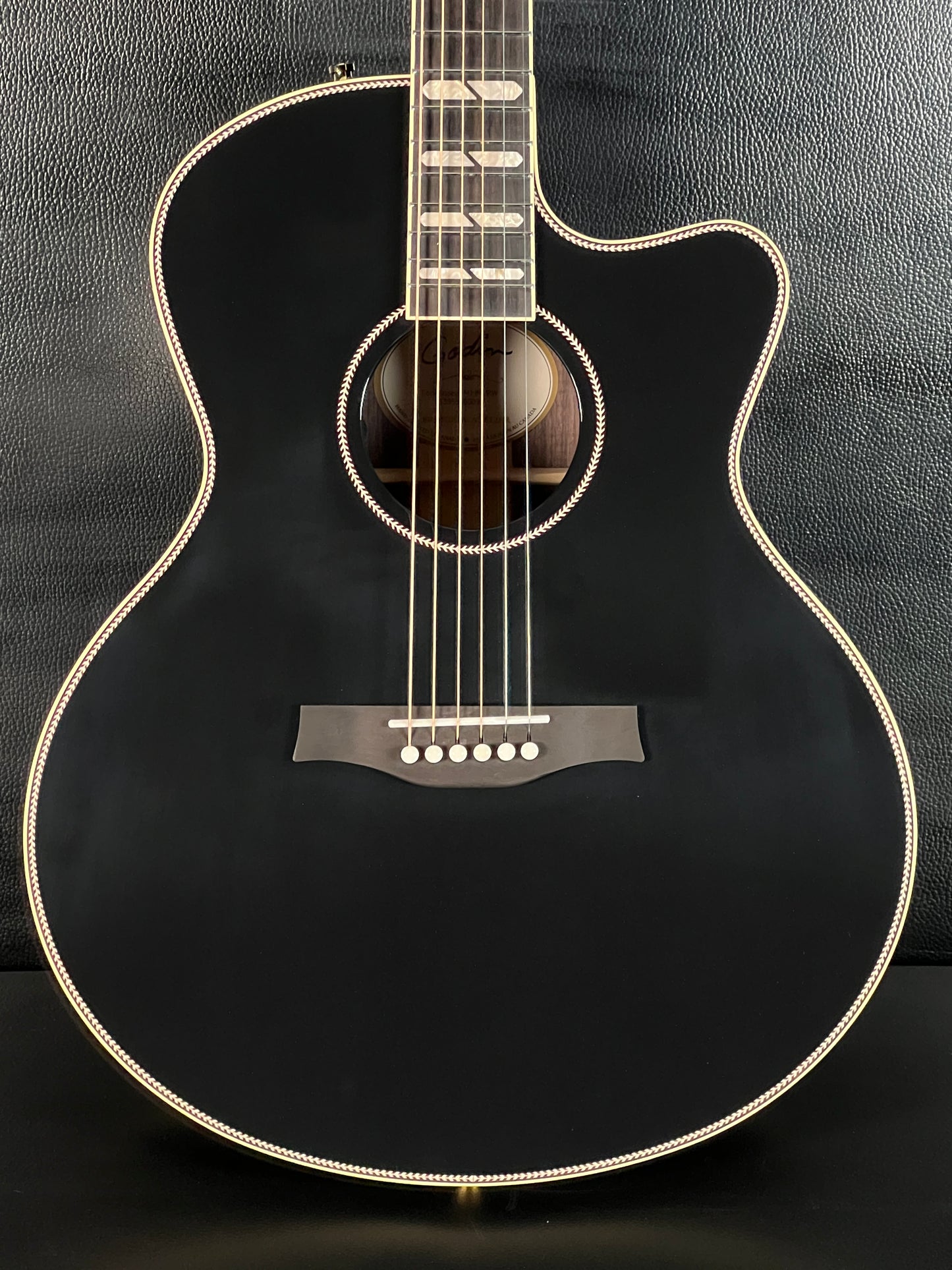Godin Connaisseur Rosewood Black