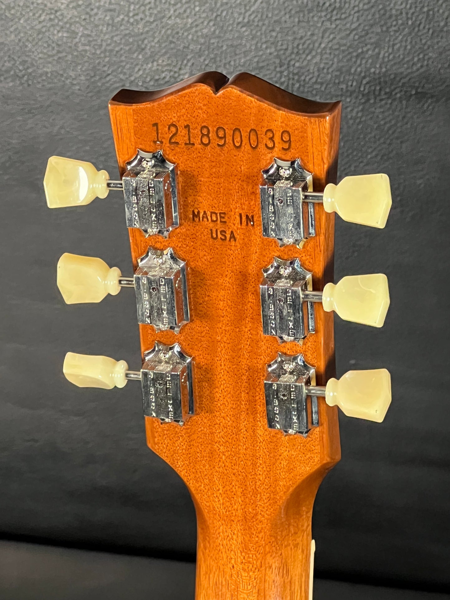 Gibson Les Paul Standard Gold Top (PRE-OWNED)