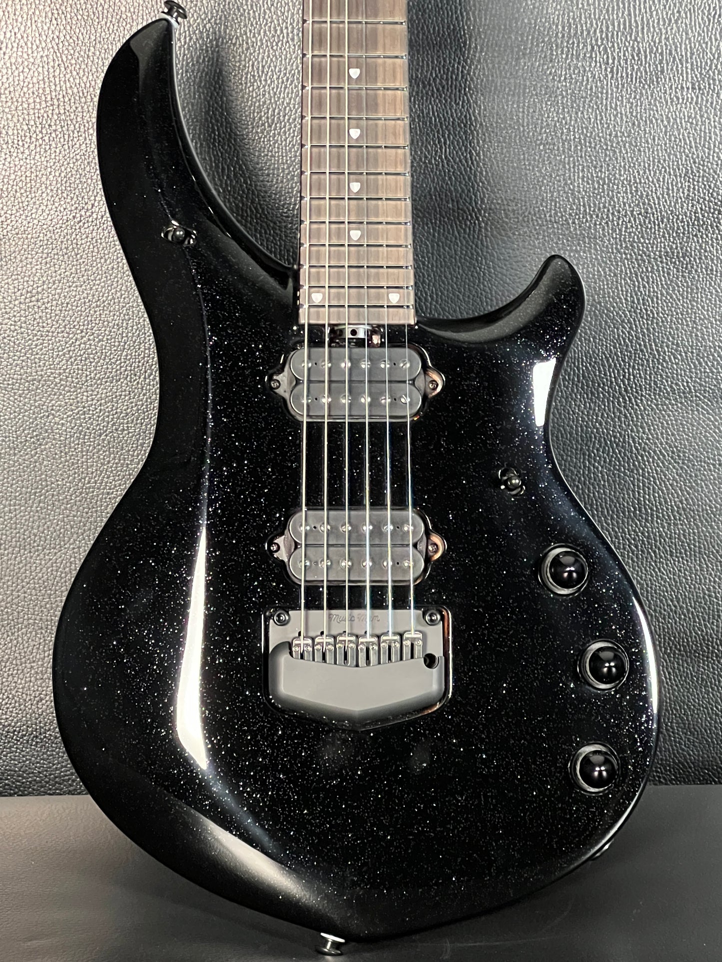 Music Man Majesty Black Frosting 6-String