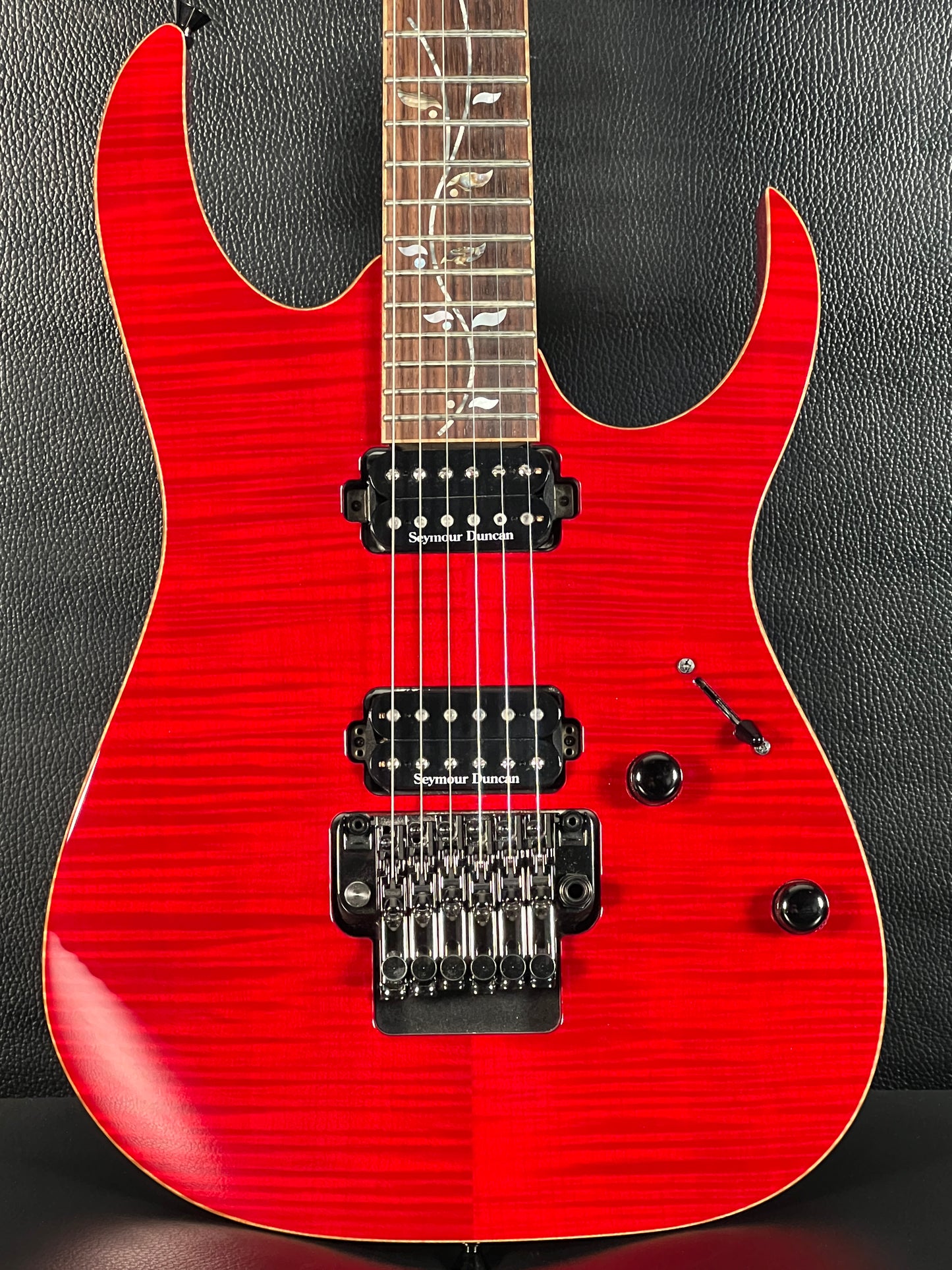 Ibanez J.Custom (PRE-OWNED)