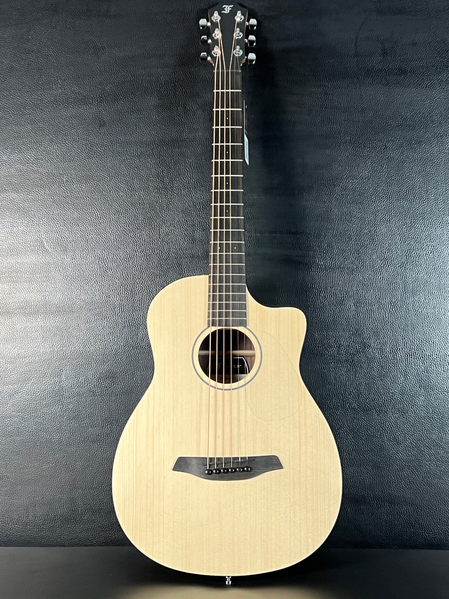 Furch Pioneer ER a Travel Guitar #137013
