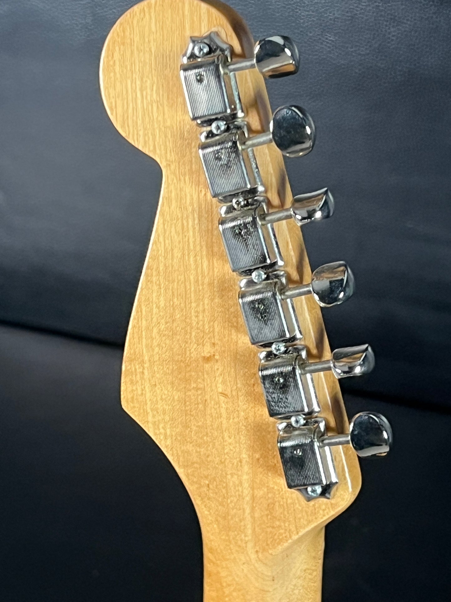 Fender Stratocaster MIM 1994-95 Squier Series Black (PRE-OWNED)