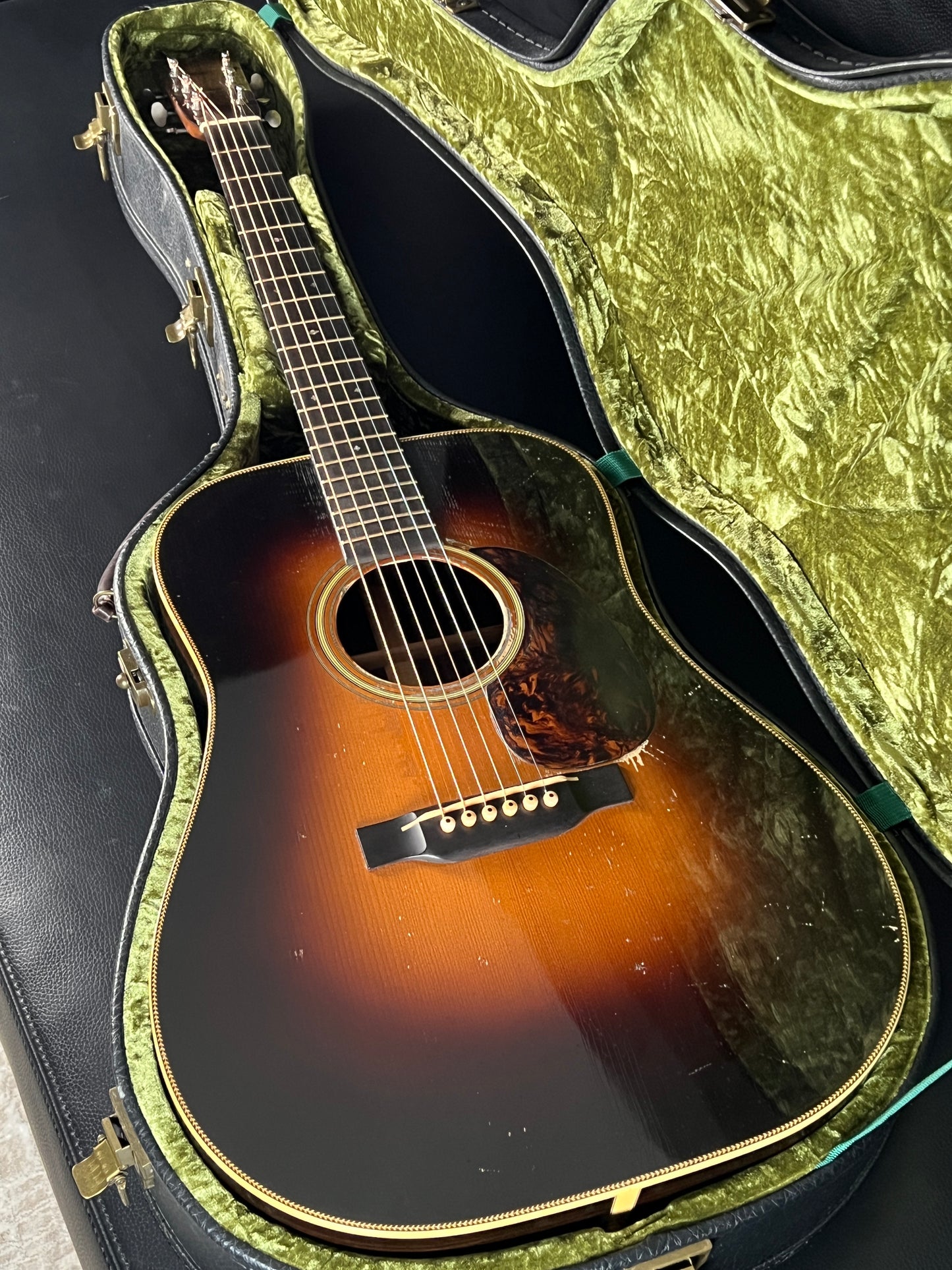 Pre-War Herringbone Old Growth Indian Rosewood / Adirondack  2023 (PRE-OWNED)