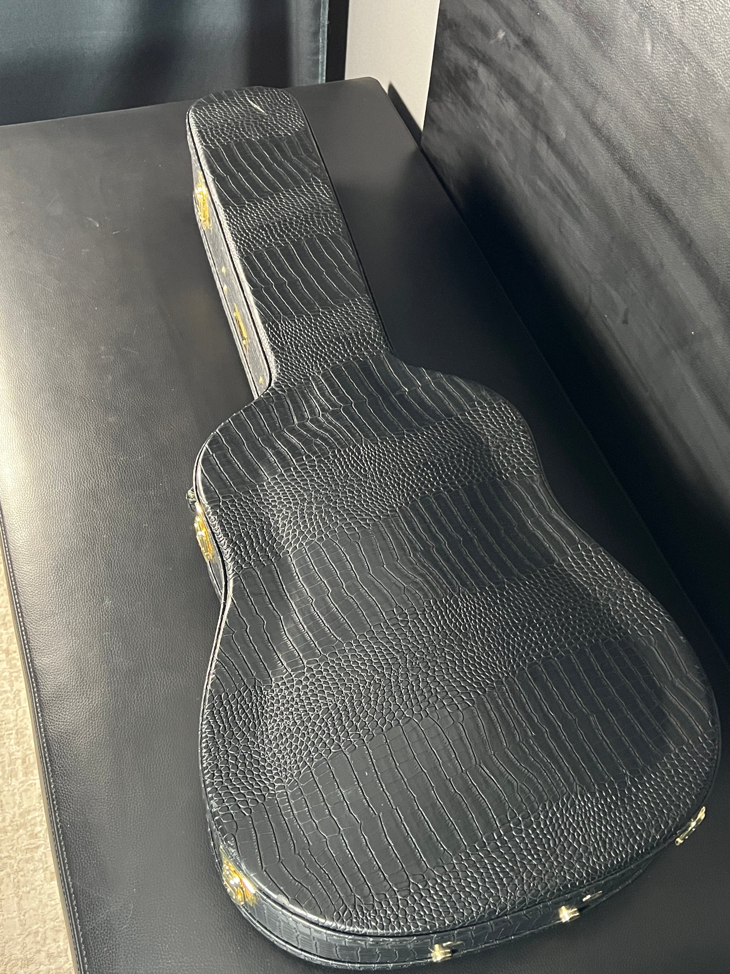 Guild D-55 70th Anniversary 2023 15 of 70 (PRE-OWNED)