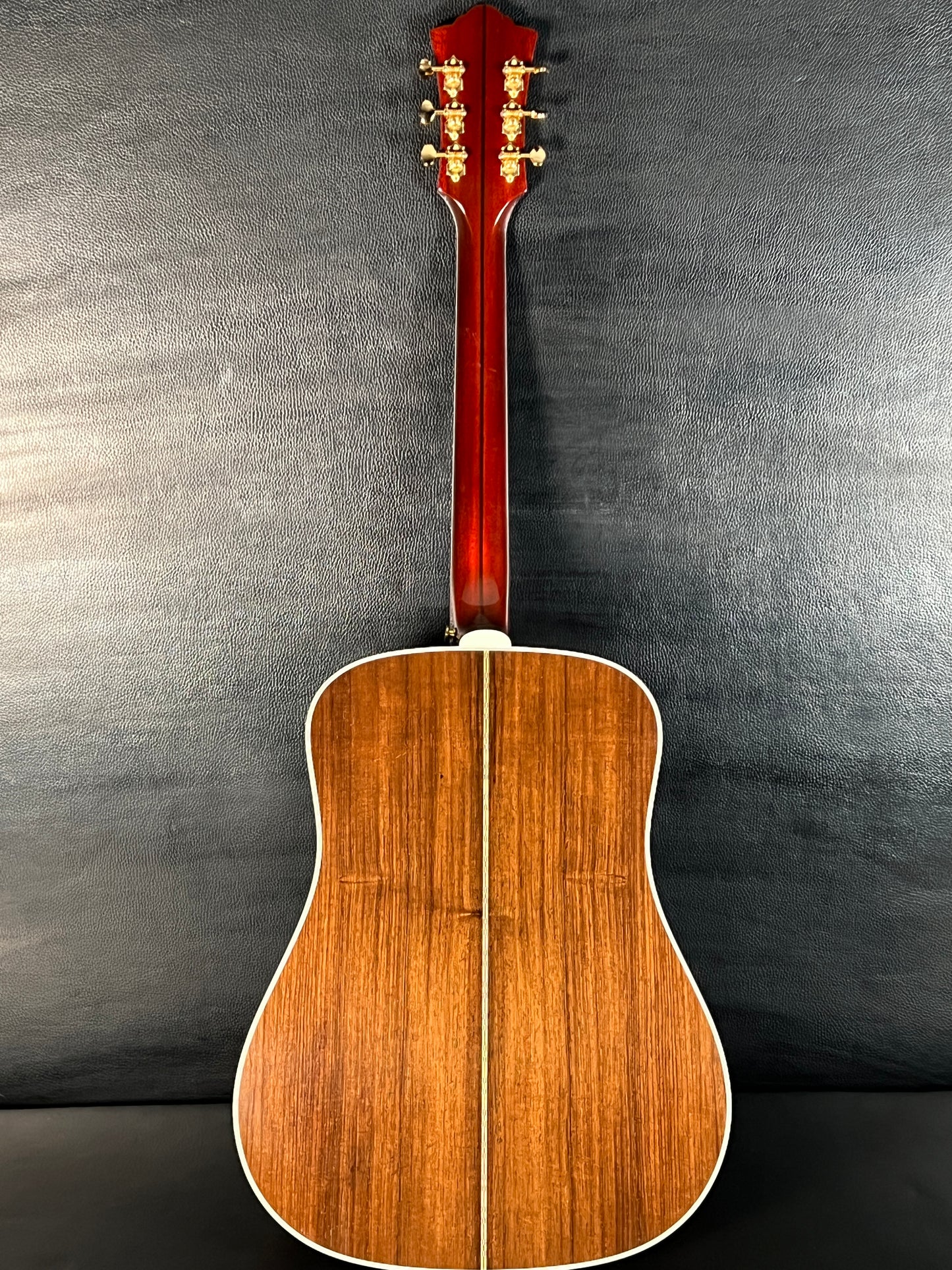Guild D-55 70th Anniversary 2023 15 of 70 (PRE-OWNED)