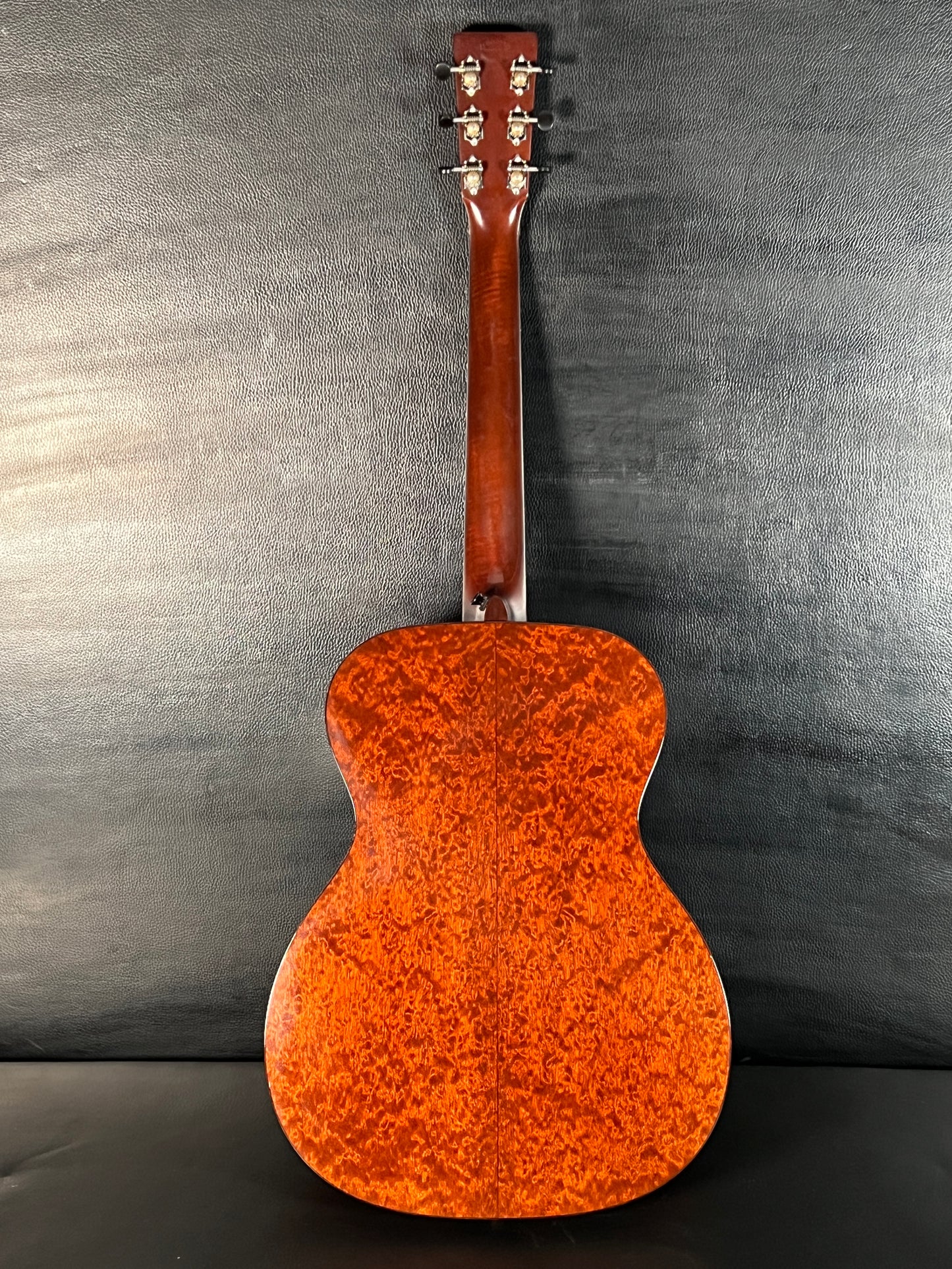 Martin Custom Shop 000-18 Sunburst 2012 (PRE-OWNED)