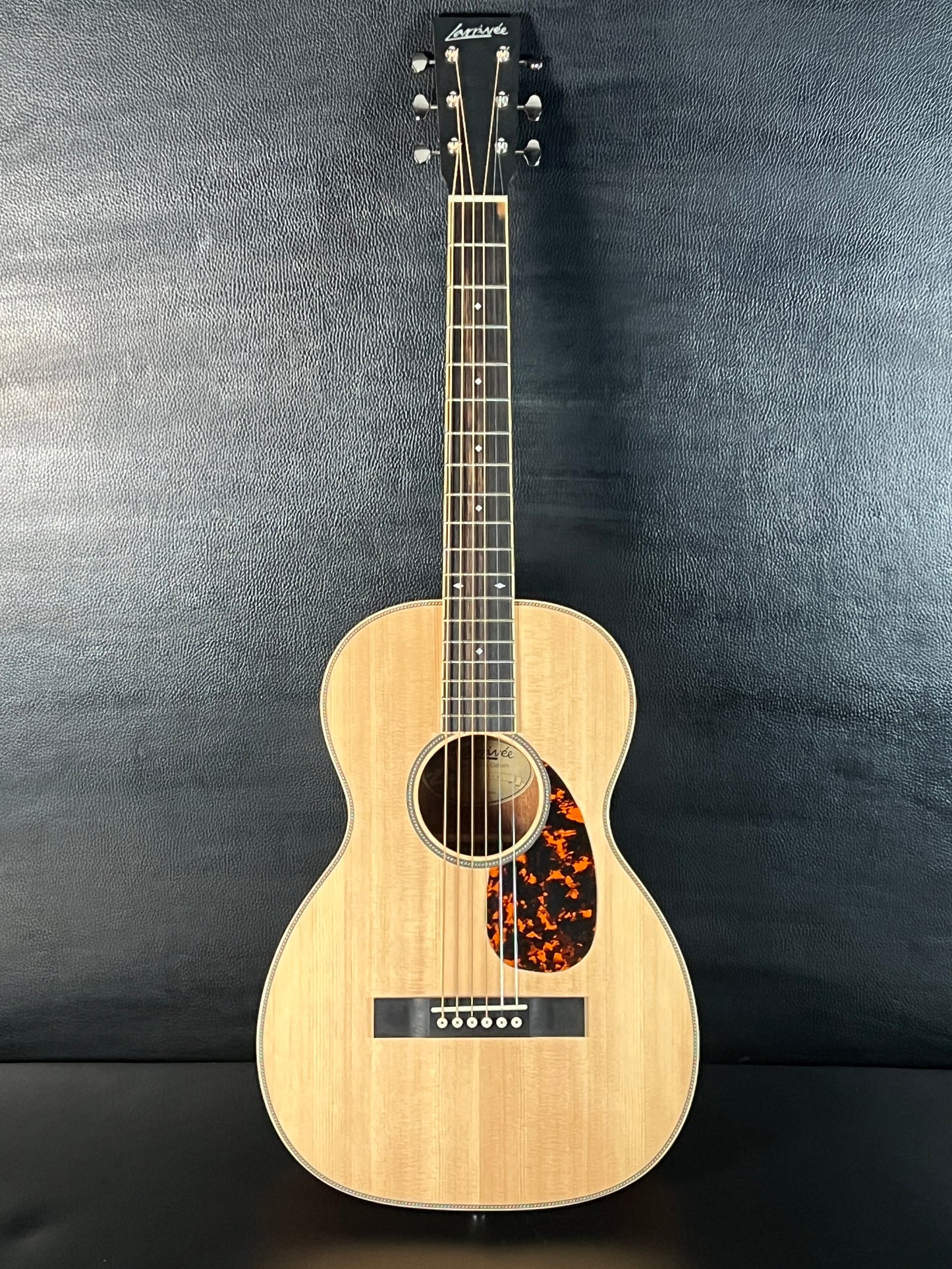 Larrivée 0-40 Mahogany 12-Fret Parlor (PRE-OWNED)