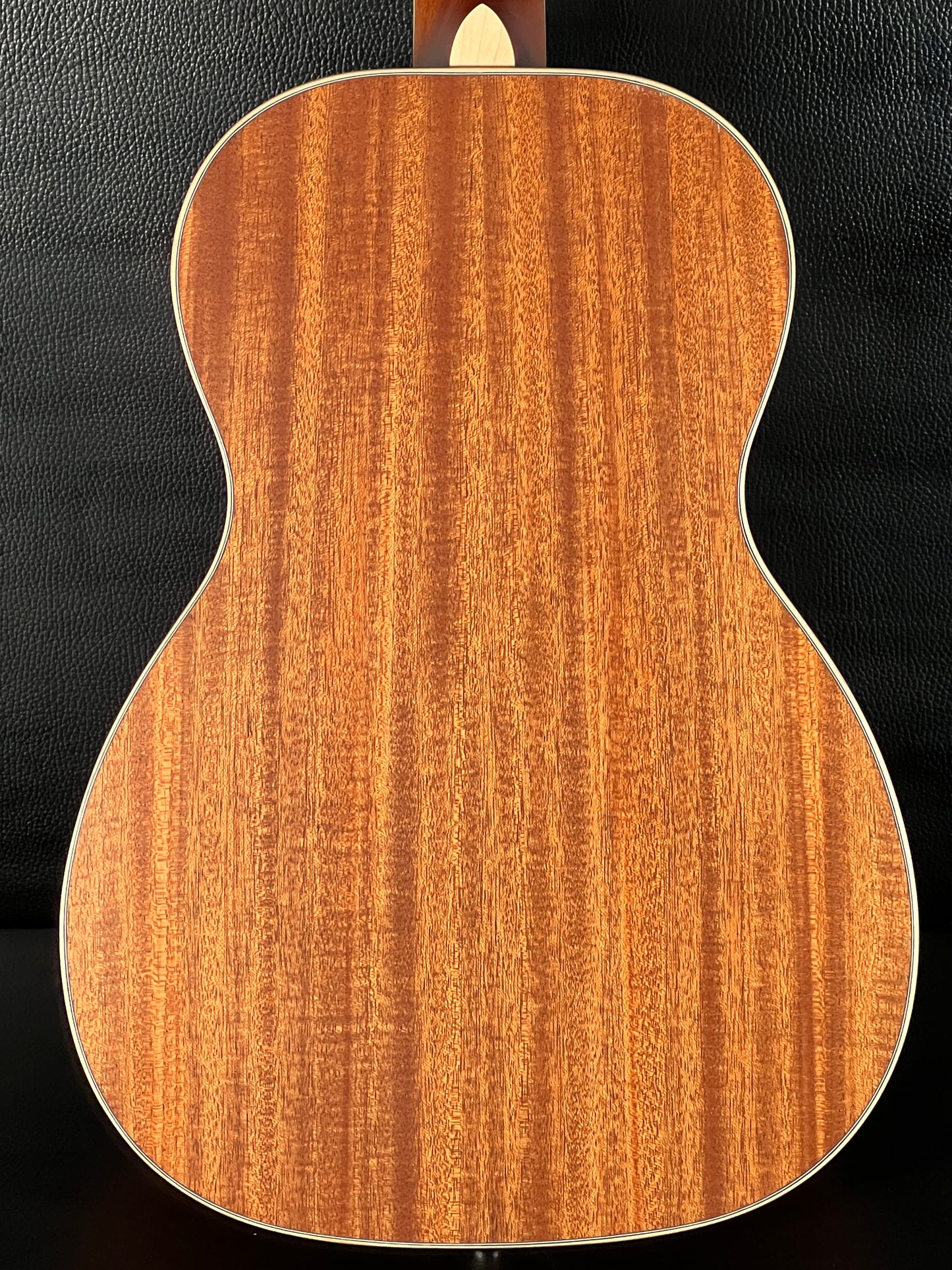 Larrivée 0-40 Mahogany 12-Fret Parlor (PRE-OWNED)