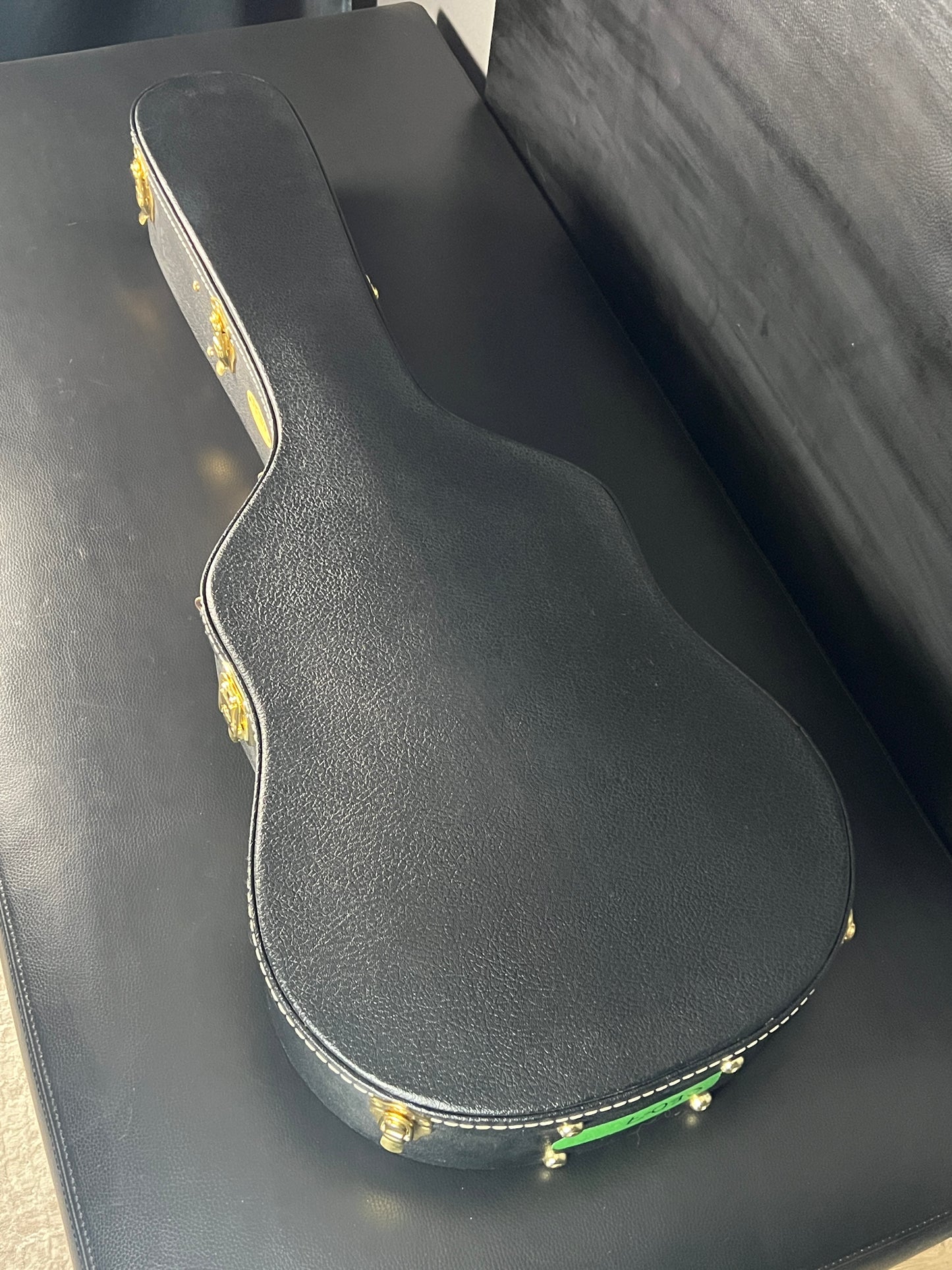 Martin CEO-7 14 Fret 00 Body Adirondack Spruce top (PRE-OWNED)