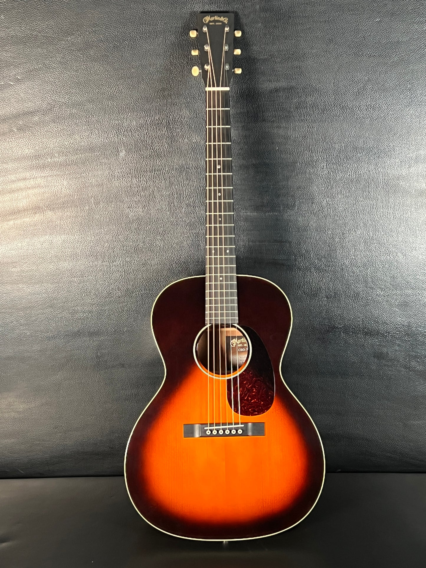 Martin CEO-7 14 Fret 00 Body Adirondack Spruce top (PRE-OWNED)