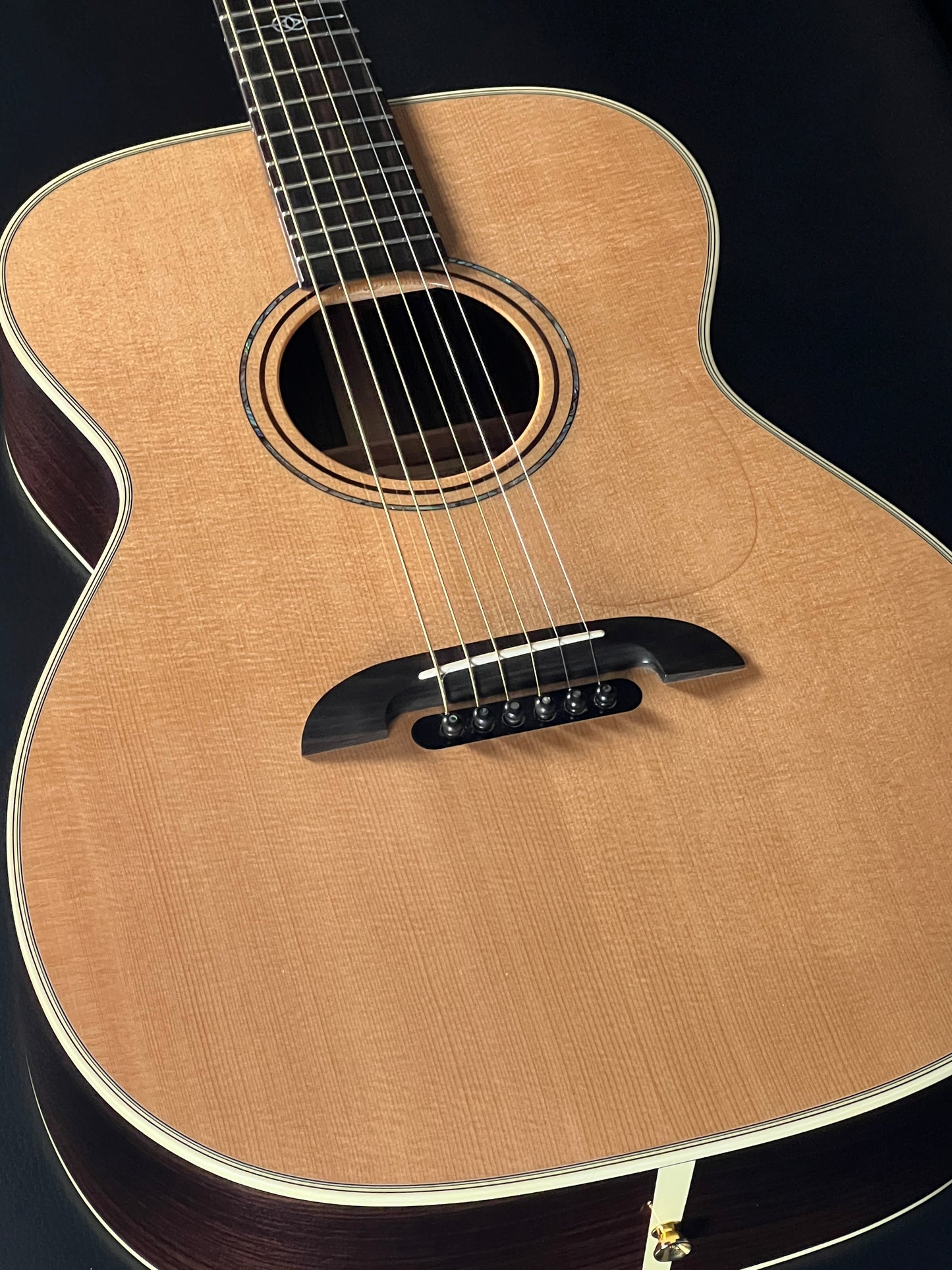 Alvarez FYM70 Masterworks (PRE-OWNED)