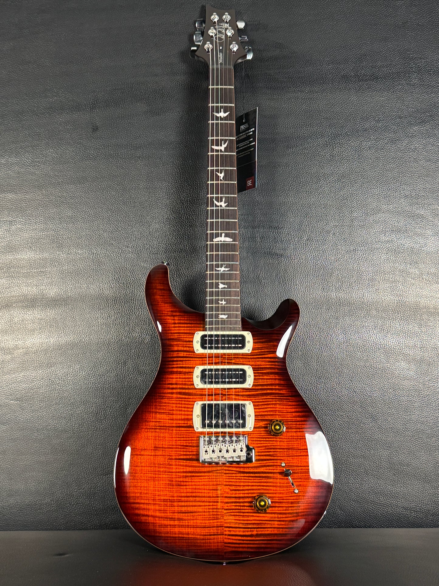 SE Studio - Orange Tiger Smokeburst