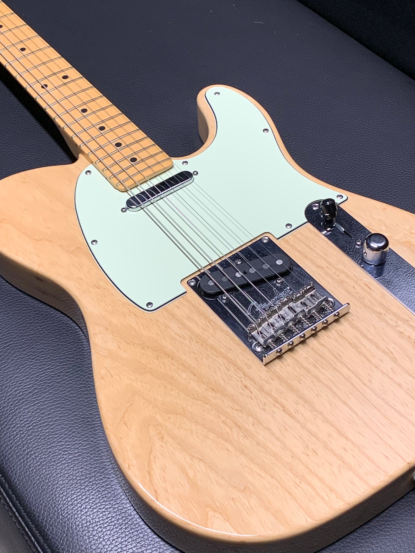 Fender American Standard Telecaster (PRE-OWNED)