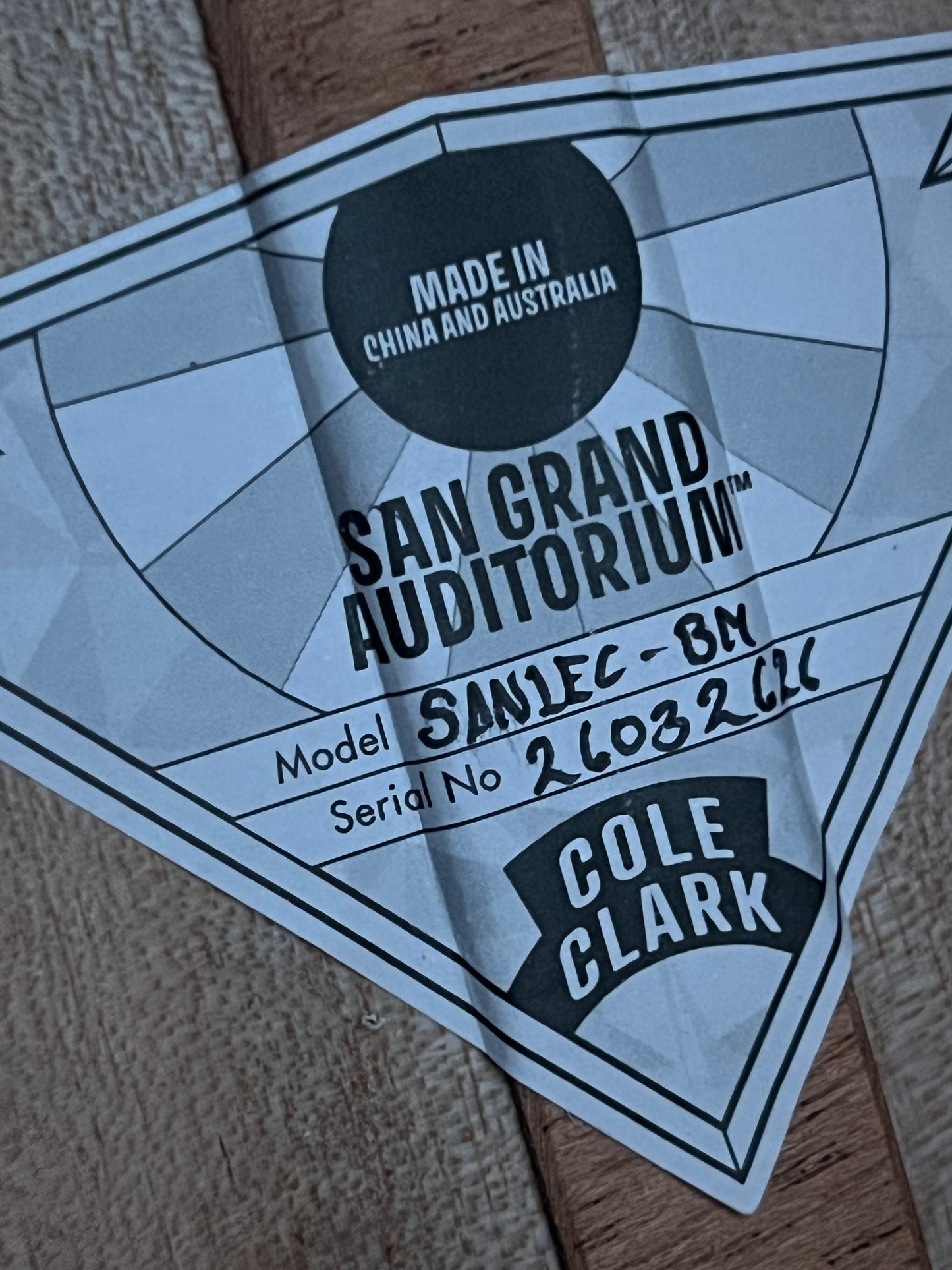 Cole Clark SAN Grand Auditorium SAN1EC-BM