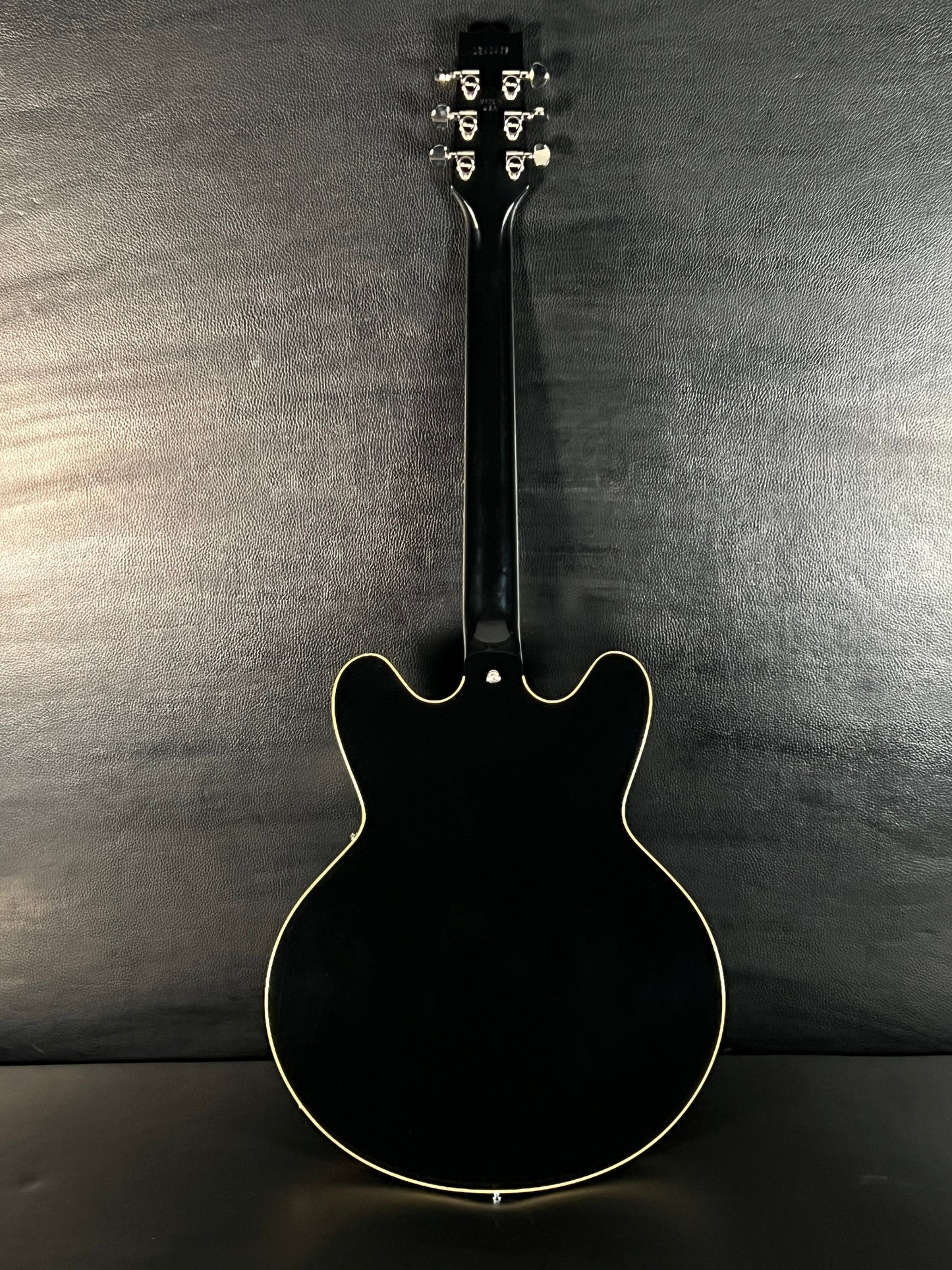 Heritage Guitars Standard H-535 Semi-Hollow Ebony