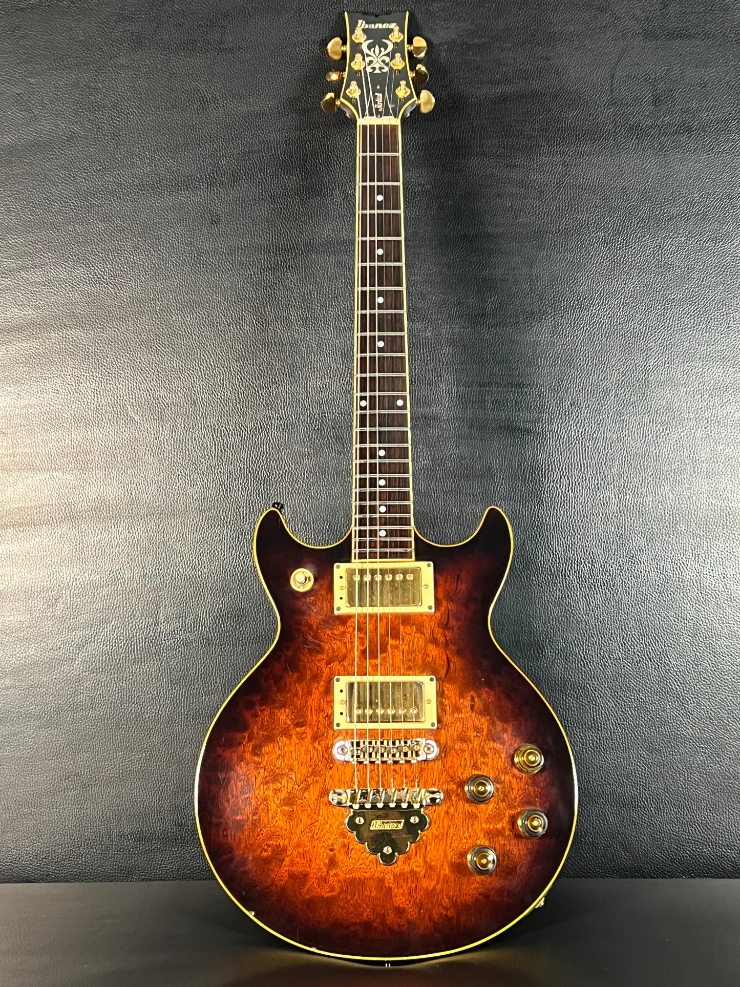 Ibanez Artist 1982 (PRE-OWNED)
