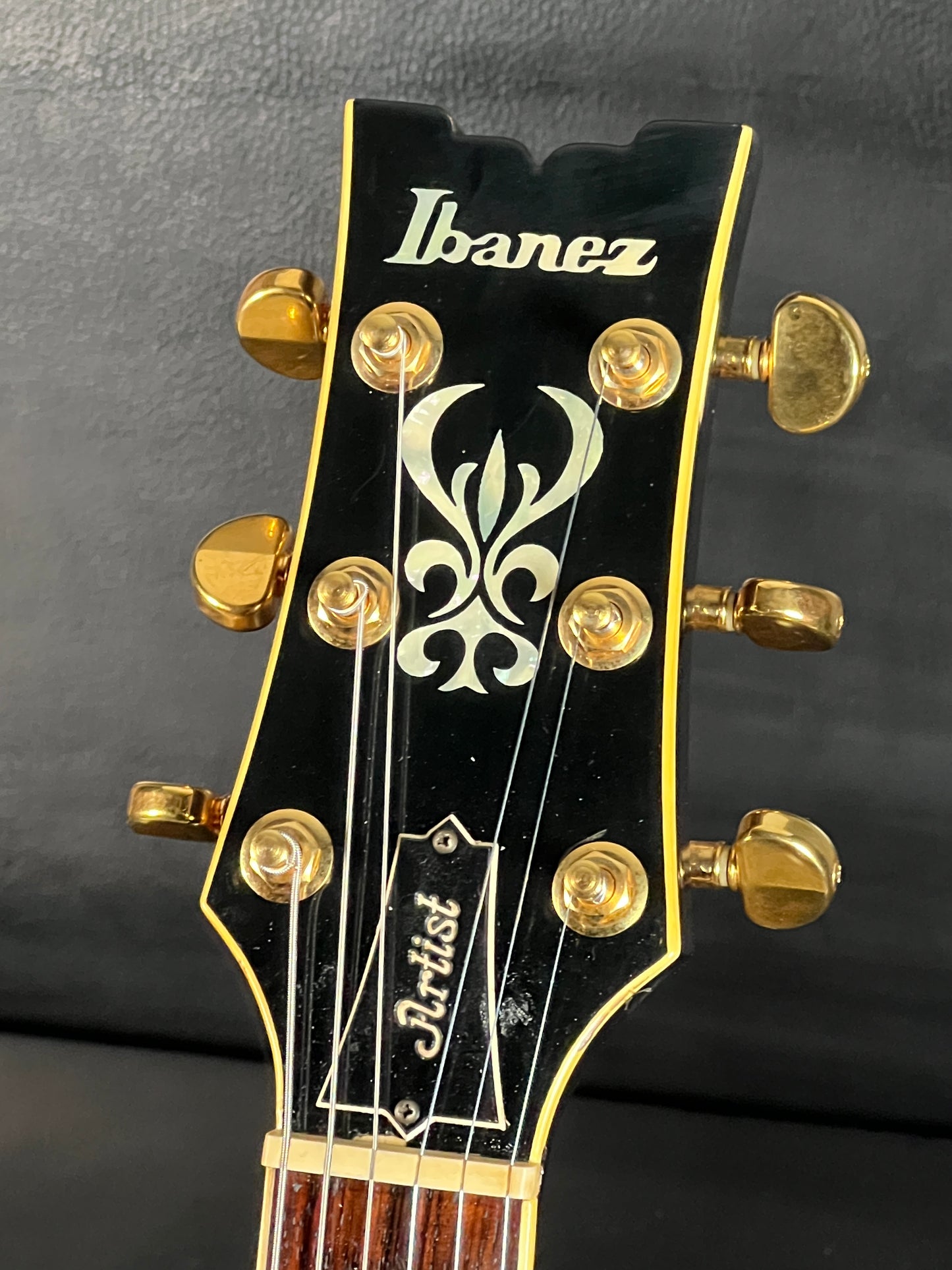 Ibanez Artist 1982 (PRE-OWNED)