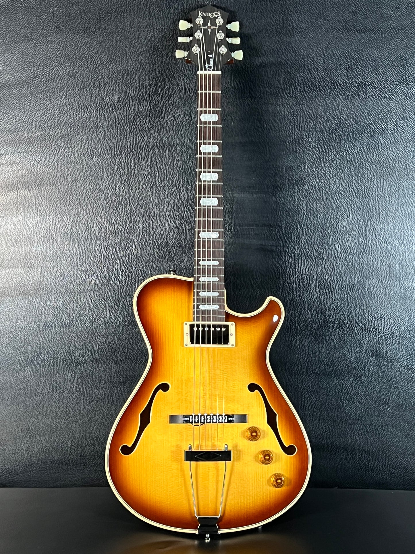 Knaggs Chena Tobacco Burst #486