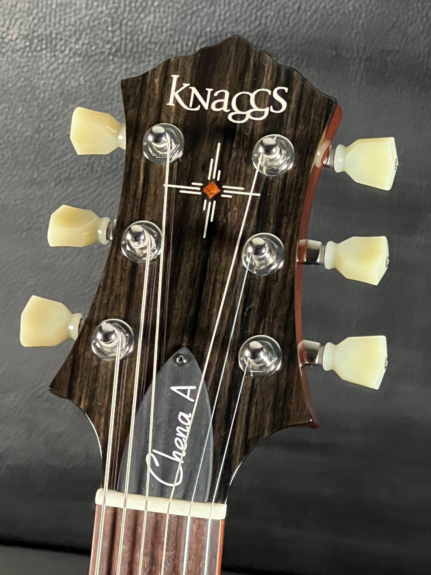 Knaggs Chena Tobacco Burst #486