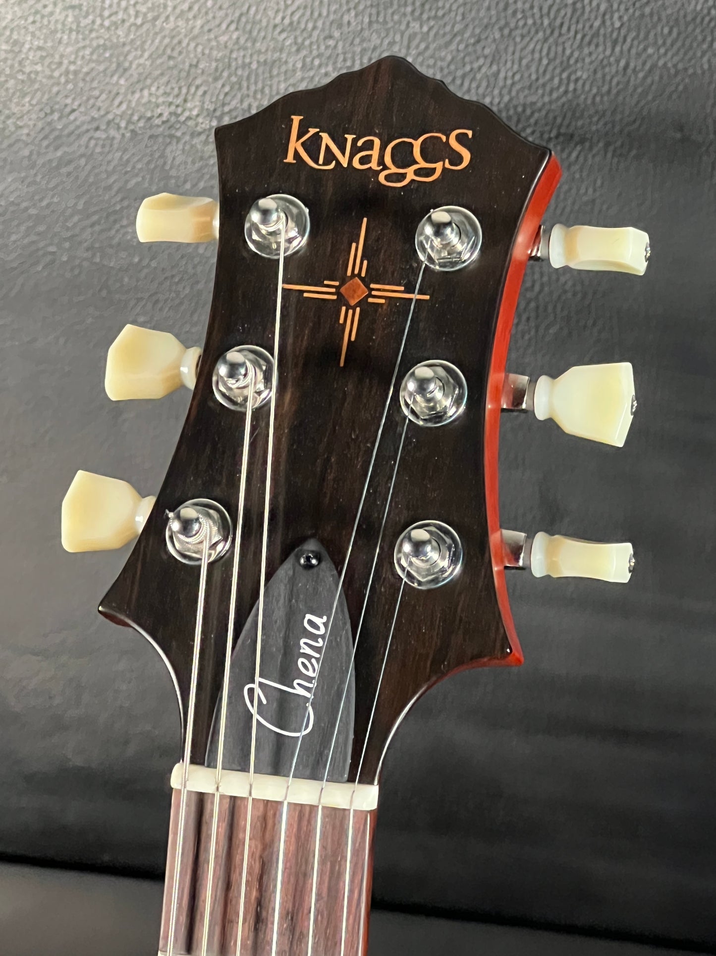 Knaggs Influence Chena Old Red Violin #494
