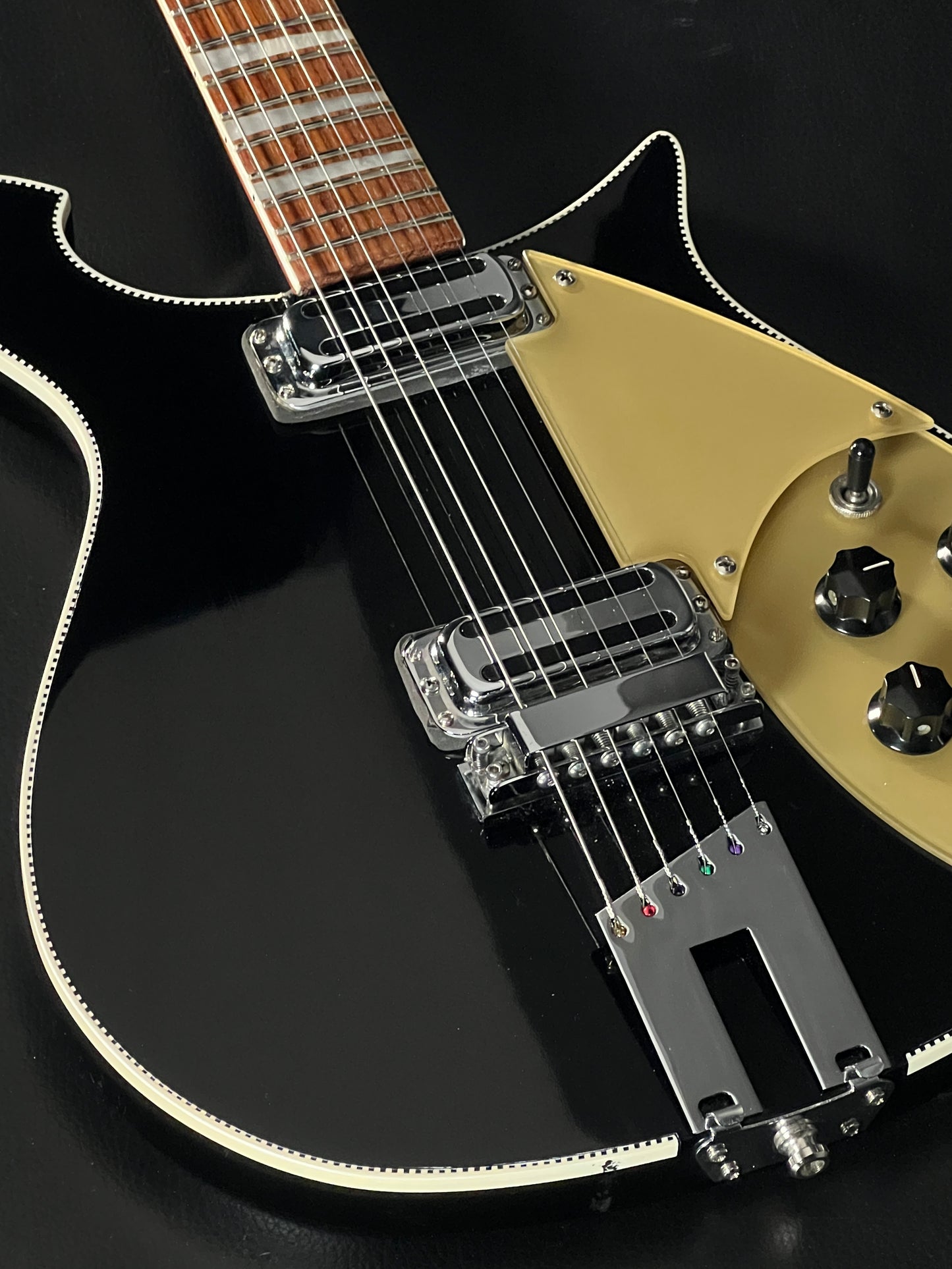 Rickenbacker 660 Jetglo 2008 (PRE-OWNED)