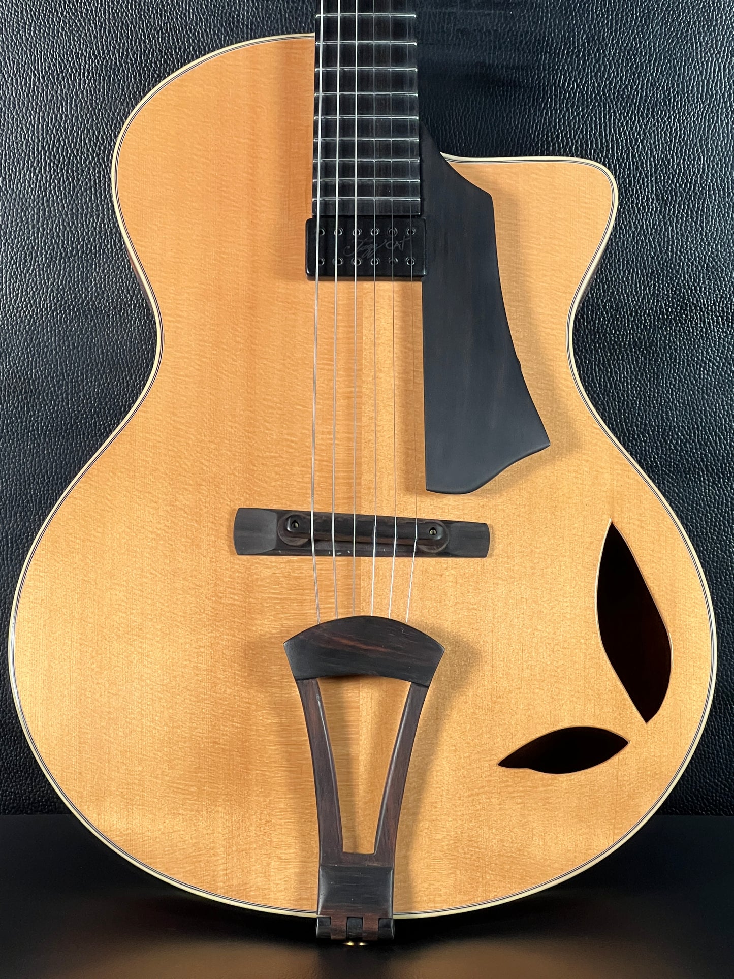 Thorell Red Sky (PRE-OWNED)