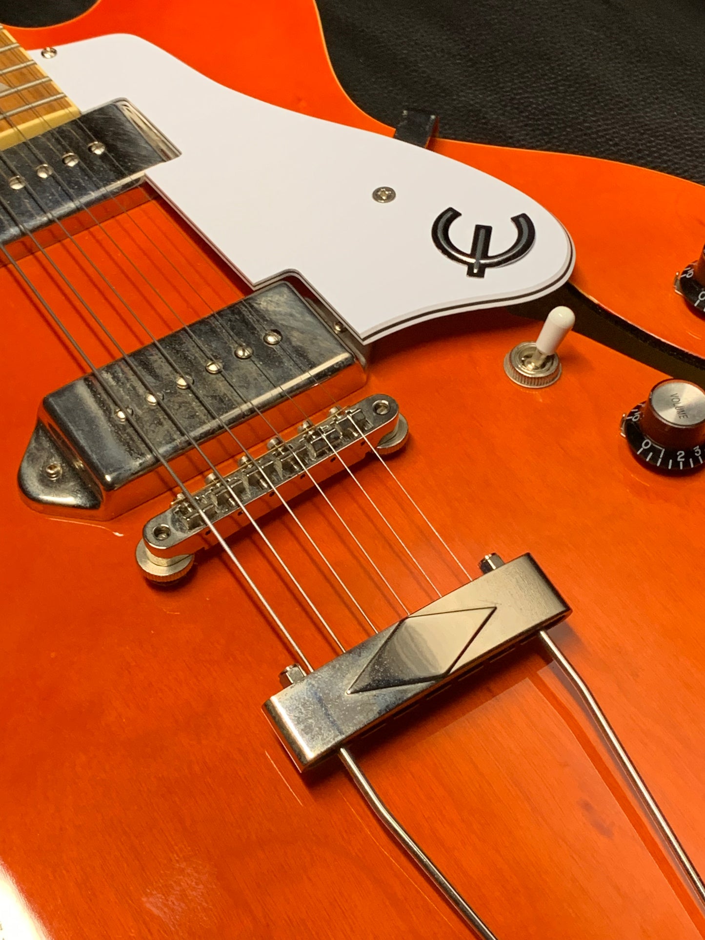 Epiphone Casino Limited Edition in Sunrise Orange (PRE-OWNED)