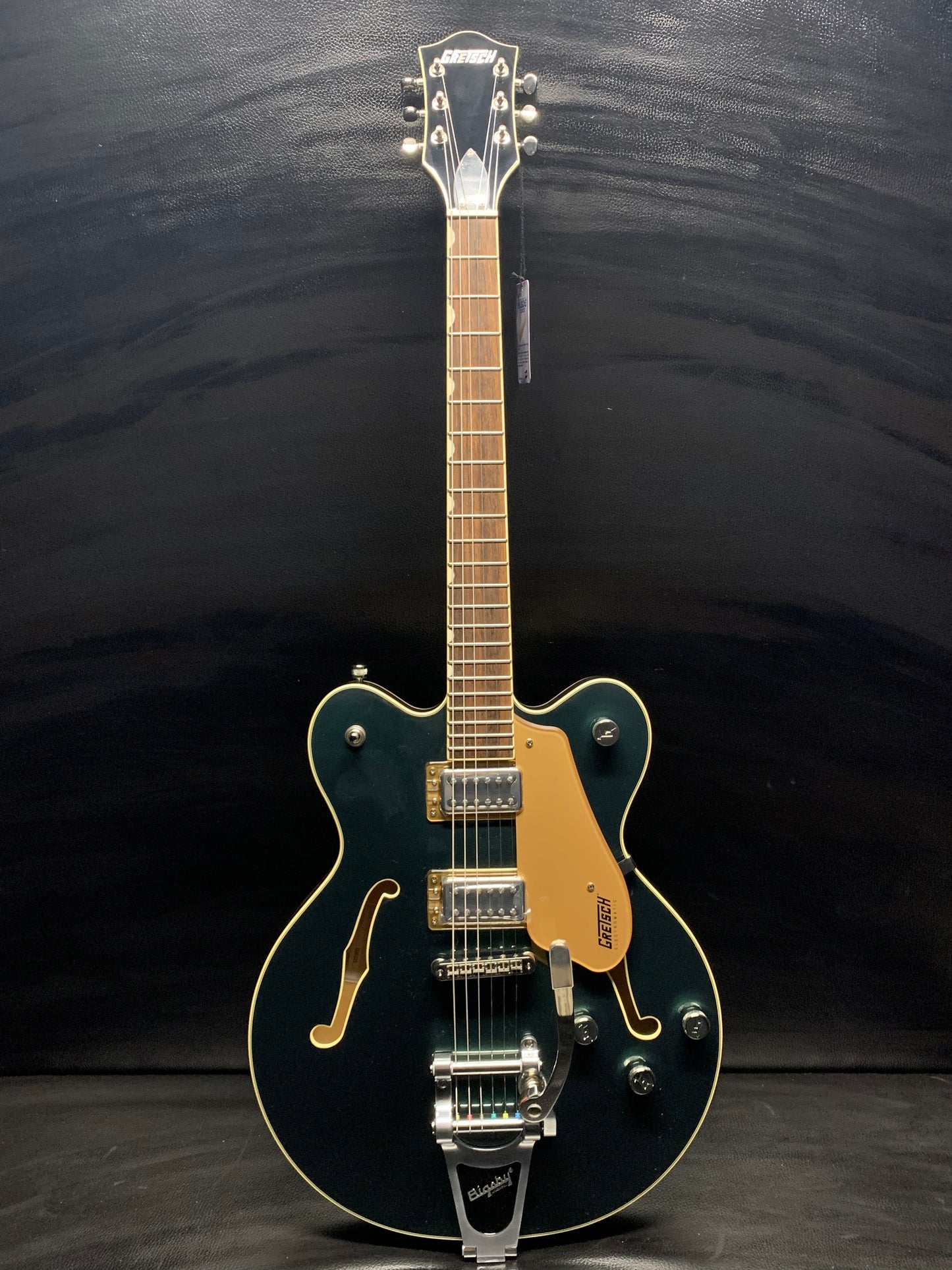 Gretsch G5622T Electromatic Center Block Double-cut With Bigsby Cadillac Green