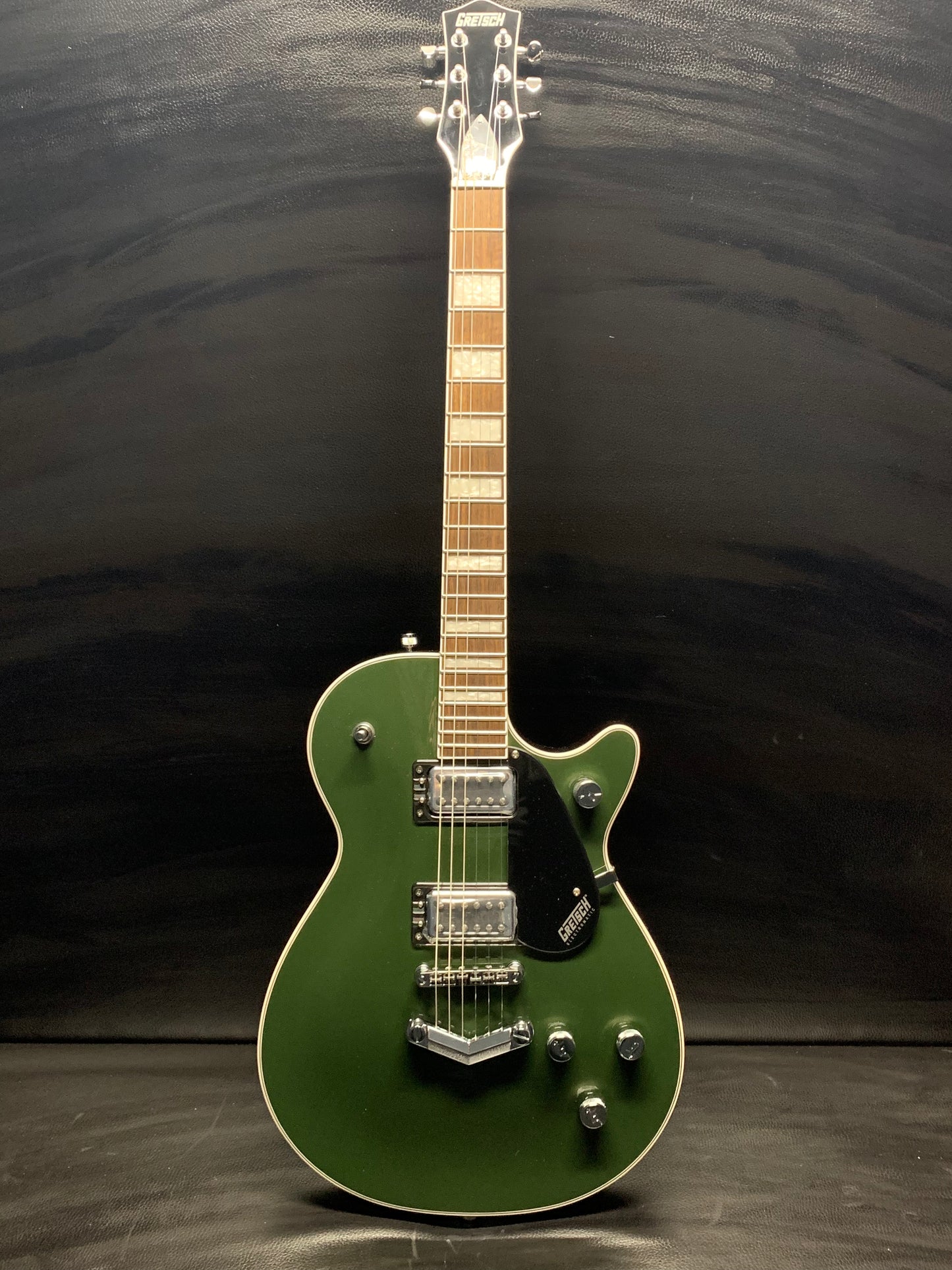 Gretsch G5220 Electromatic® Jet™ BT Single-Cut with V-Stoptail Olive Metallic