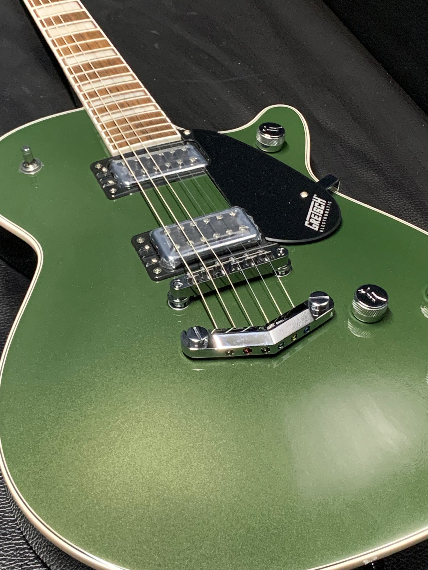 Gretsch G5220 Electromatic® Jet™ BT Single-Cut with V-Stoptail Olive Metallic