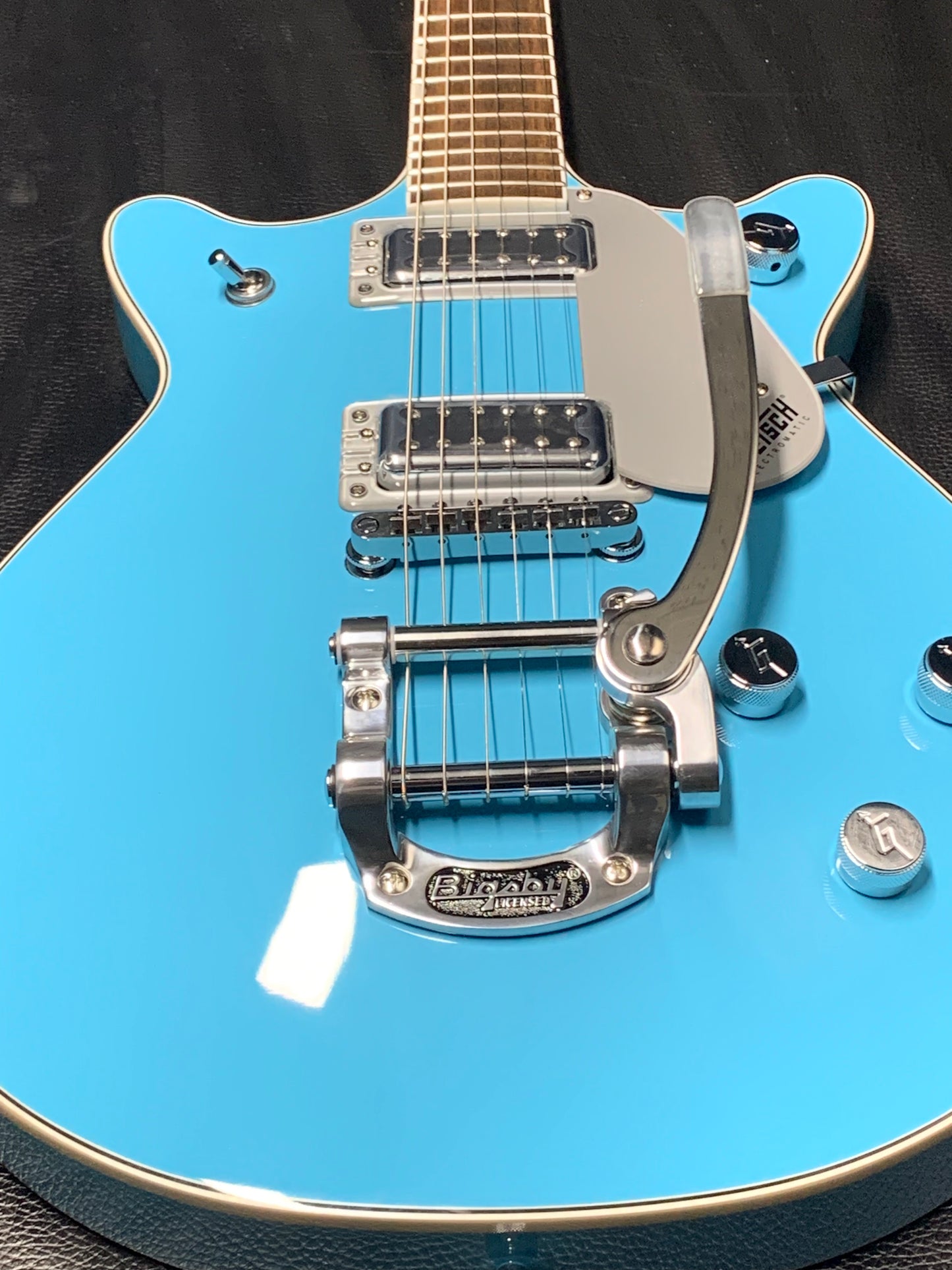 Gretsch G5232T Electromatic® Double Jet™ FT with Bigsby Kailani Blue