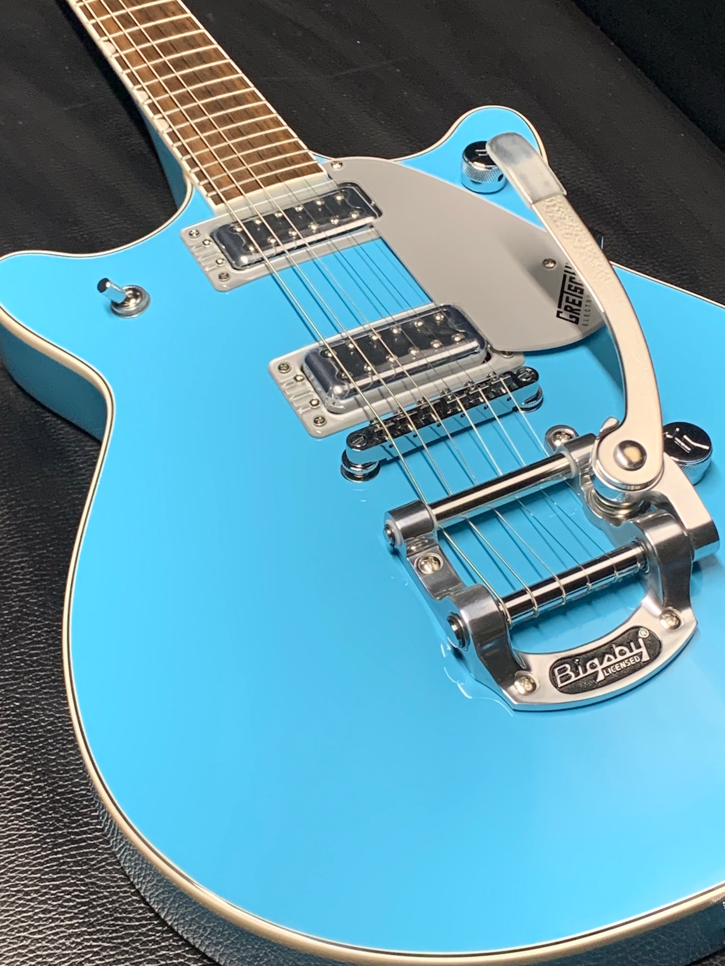 Gretsch G5232T Electromatic® Double Jet™ FT with Bigsby Kailani Blue