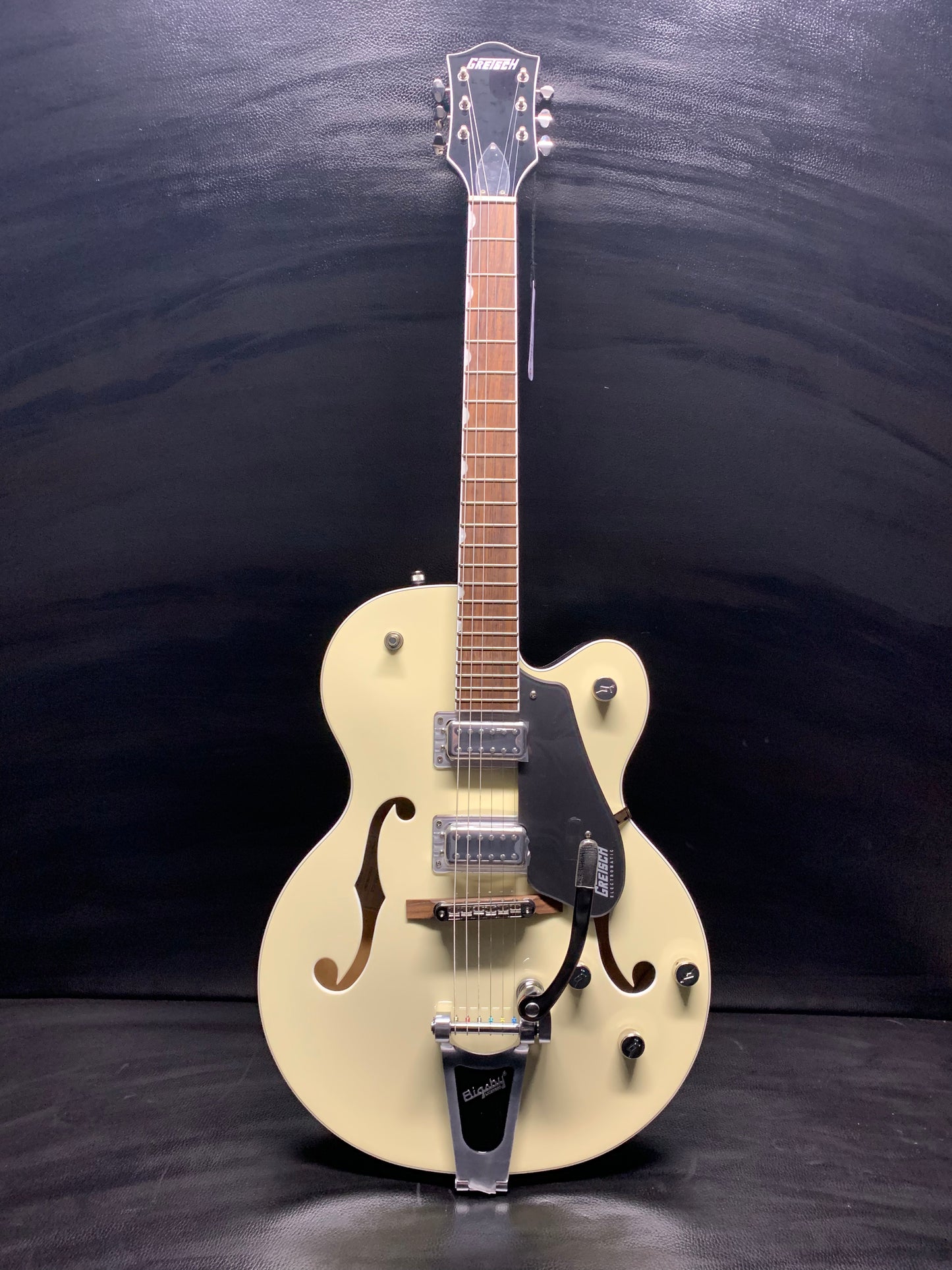 Gretsch G5420T Electromatic Classic Hollow Body Single-Cut with Bigsby, Laurel Fingerboard, Two-Tone Vintage White/London Grey