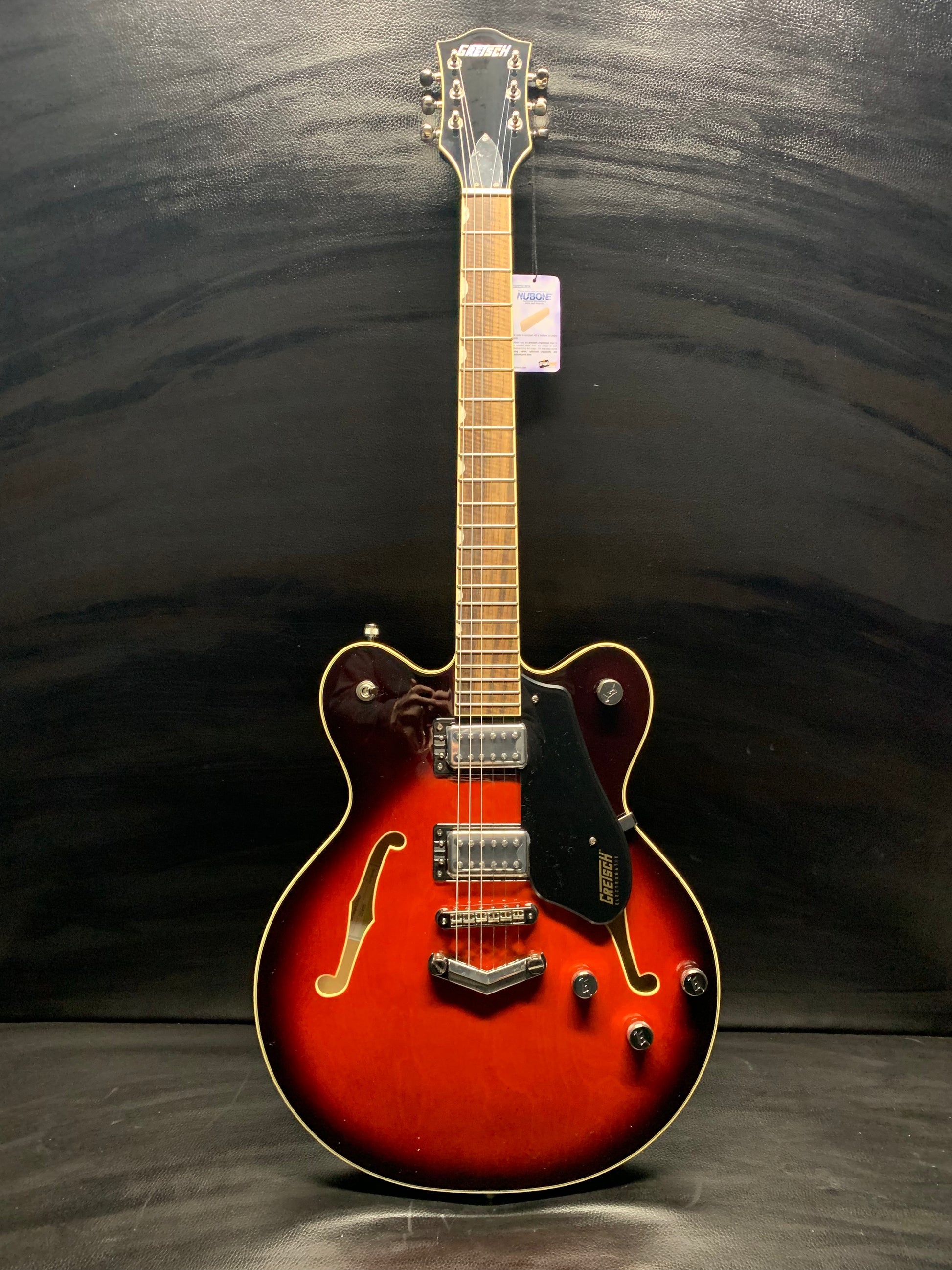 Gretsch G5622 Electromatic Center Block Double-Cut with V-Stoptail Gretsch G5622 Electromatic Center Block Double-Cut with V-Stoptail
