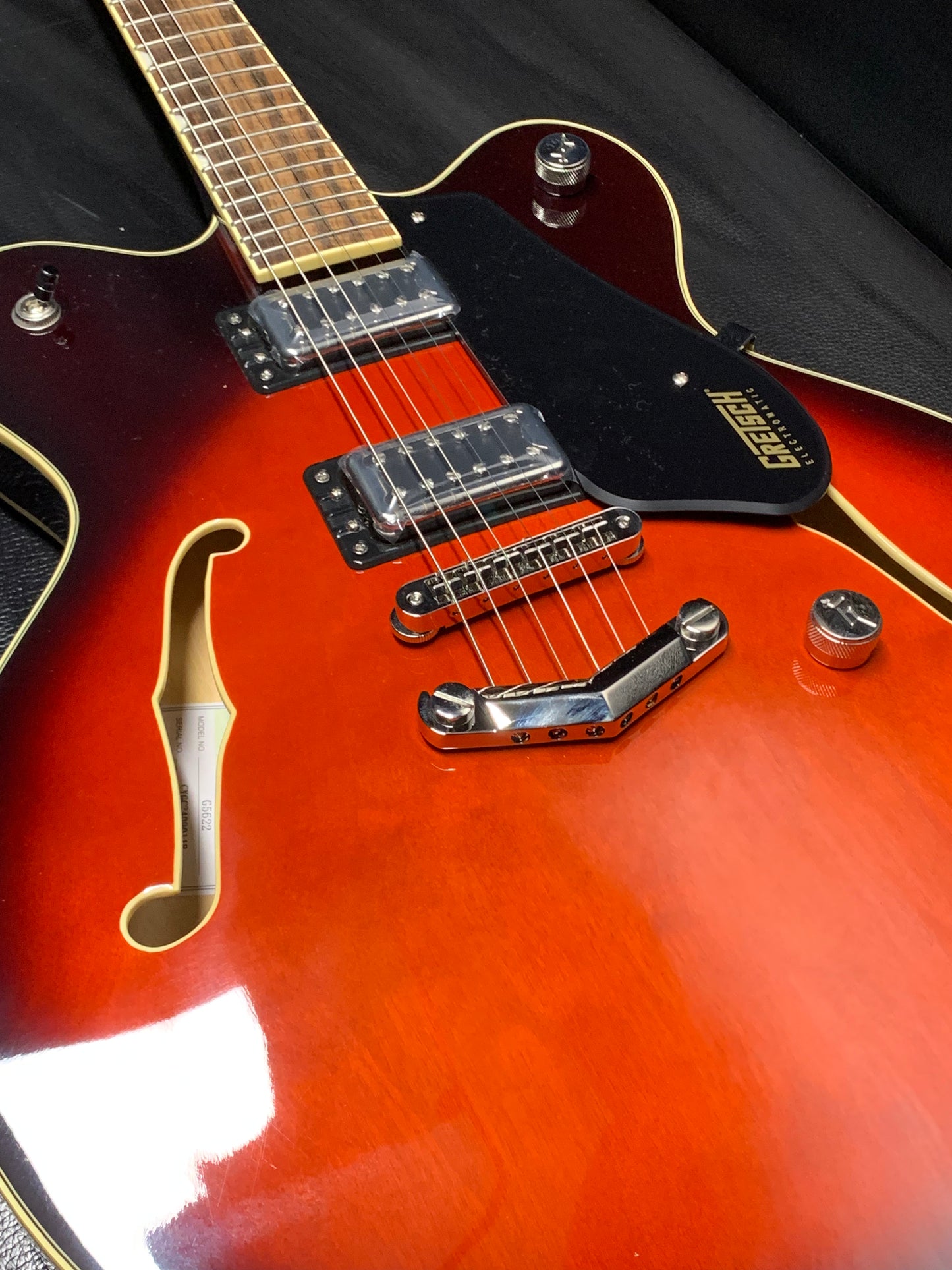 Gretsch G5622 Electromatic Center Block Double-Cut with V-Stoptail, Claret Burst