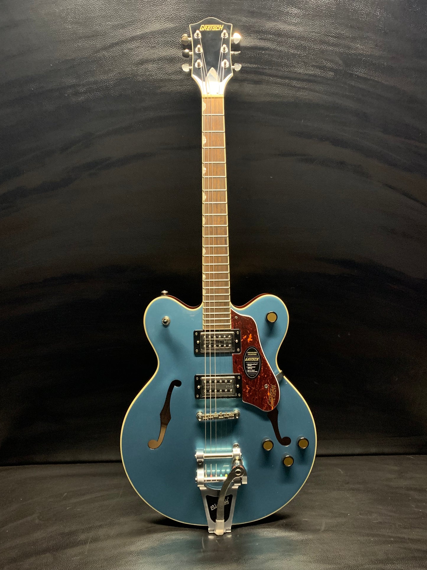 Gretsch G2622T Streamliner Center Block Double-Cut with Bigsby, Broad’Tron BT-3S Pickups, Arctic Blue