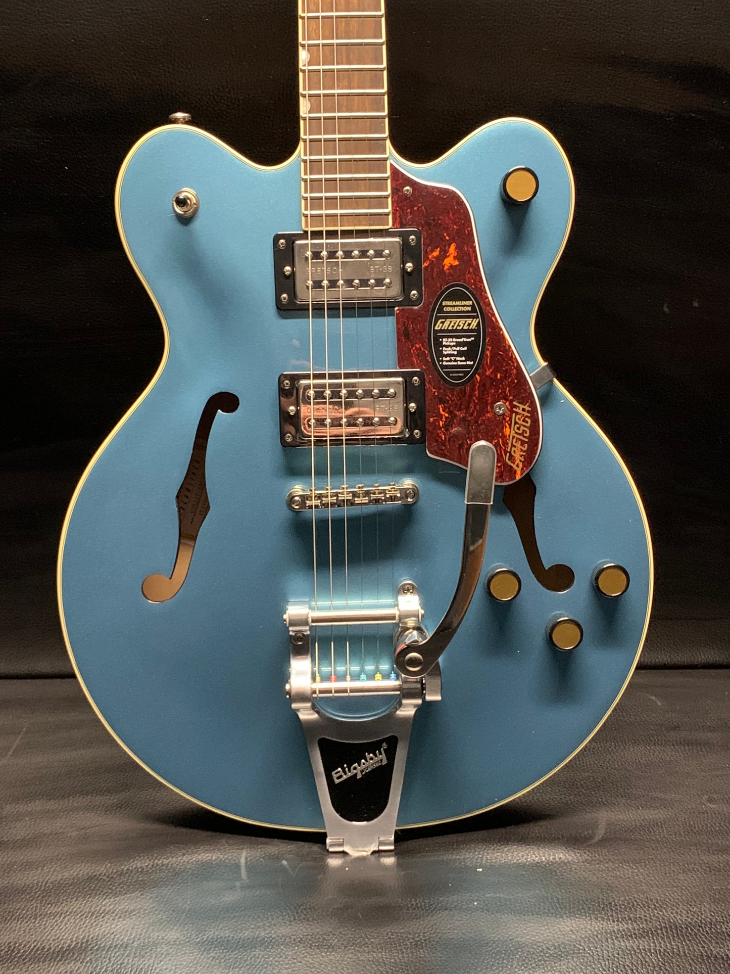 Gretsch G2622T Streamliner Center Block Double-Cut with Bigsby, Broad’Tron BT-3S Pickups, Arctic Blue