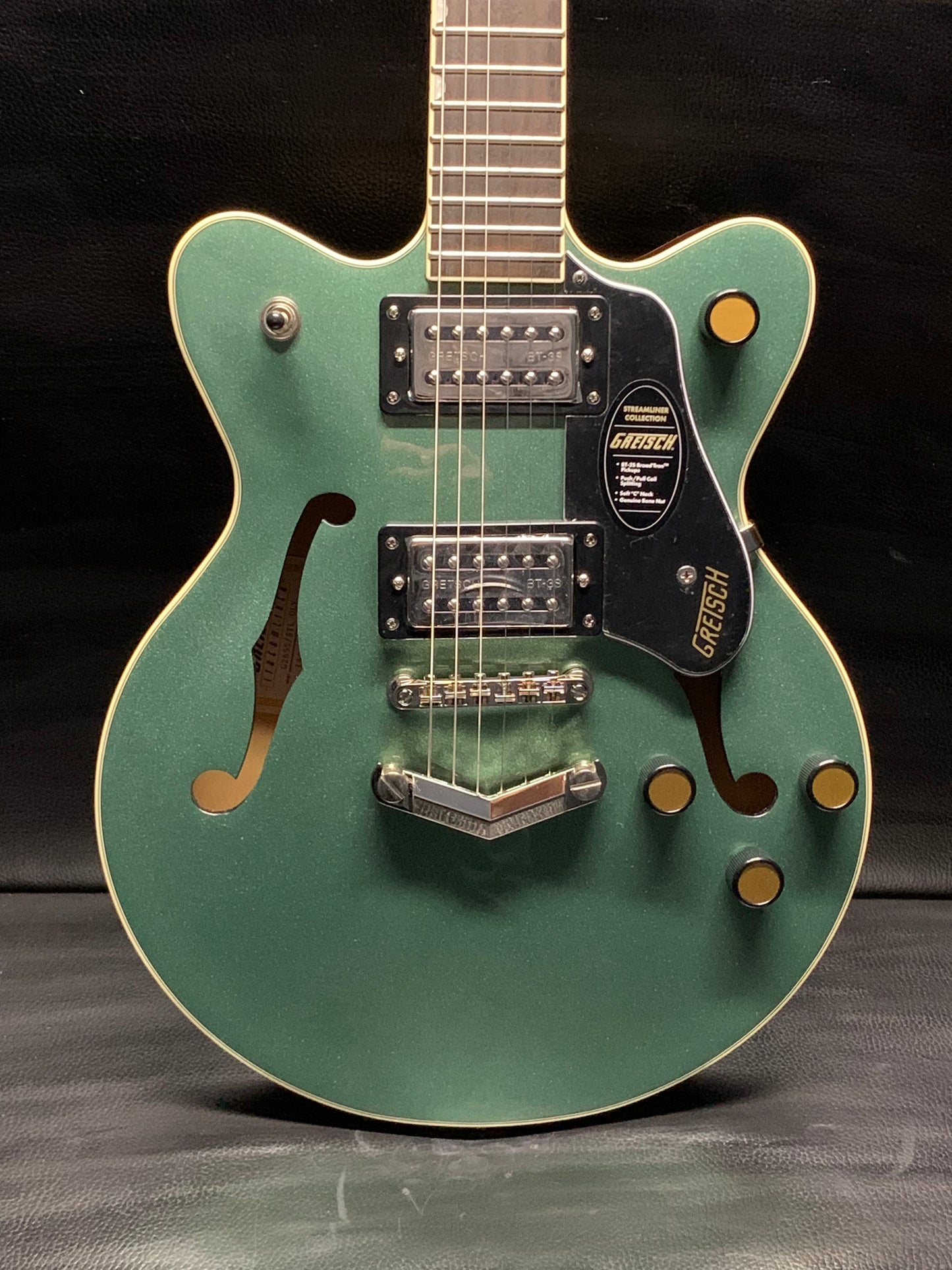 Gretsch G2655 Streamliner™ Center Block Jr. Double-Cut with V-Stoptail, Steel Olive