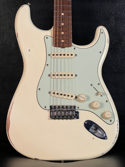 Fender MIM Roadworn 60's Strat 2018 (PRE-OWNED)