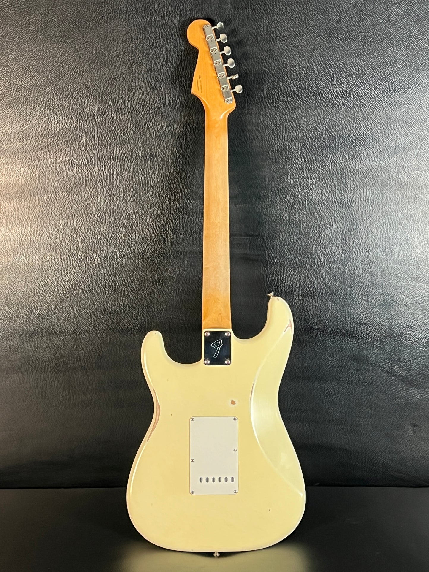 Fender MIM Roadworn 60's Strat 2018 (PRE-OWNED)
