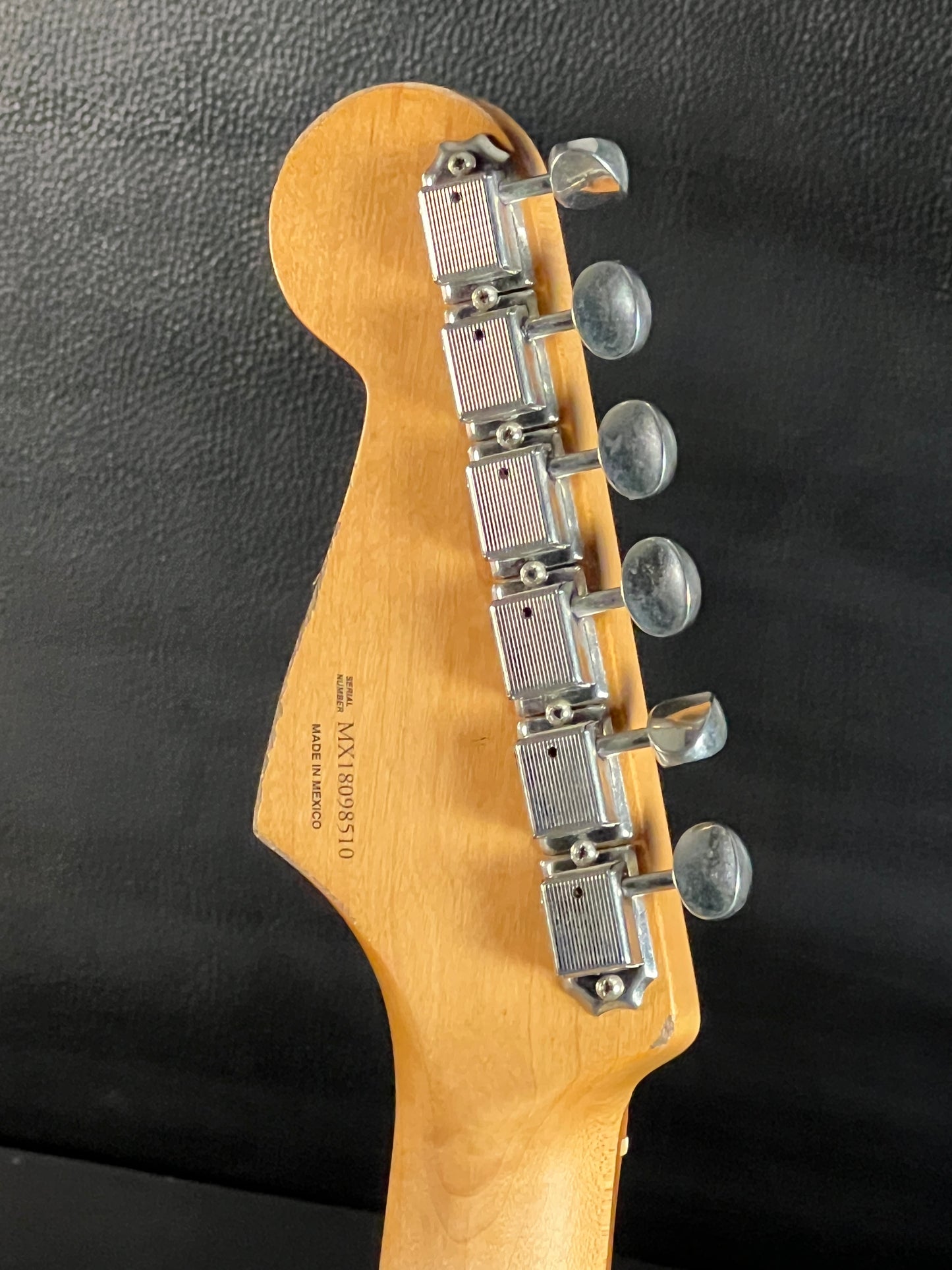 Fender MIM Roadworn 60's Strat 2018 (PRE-OWNED)