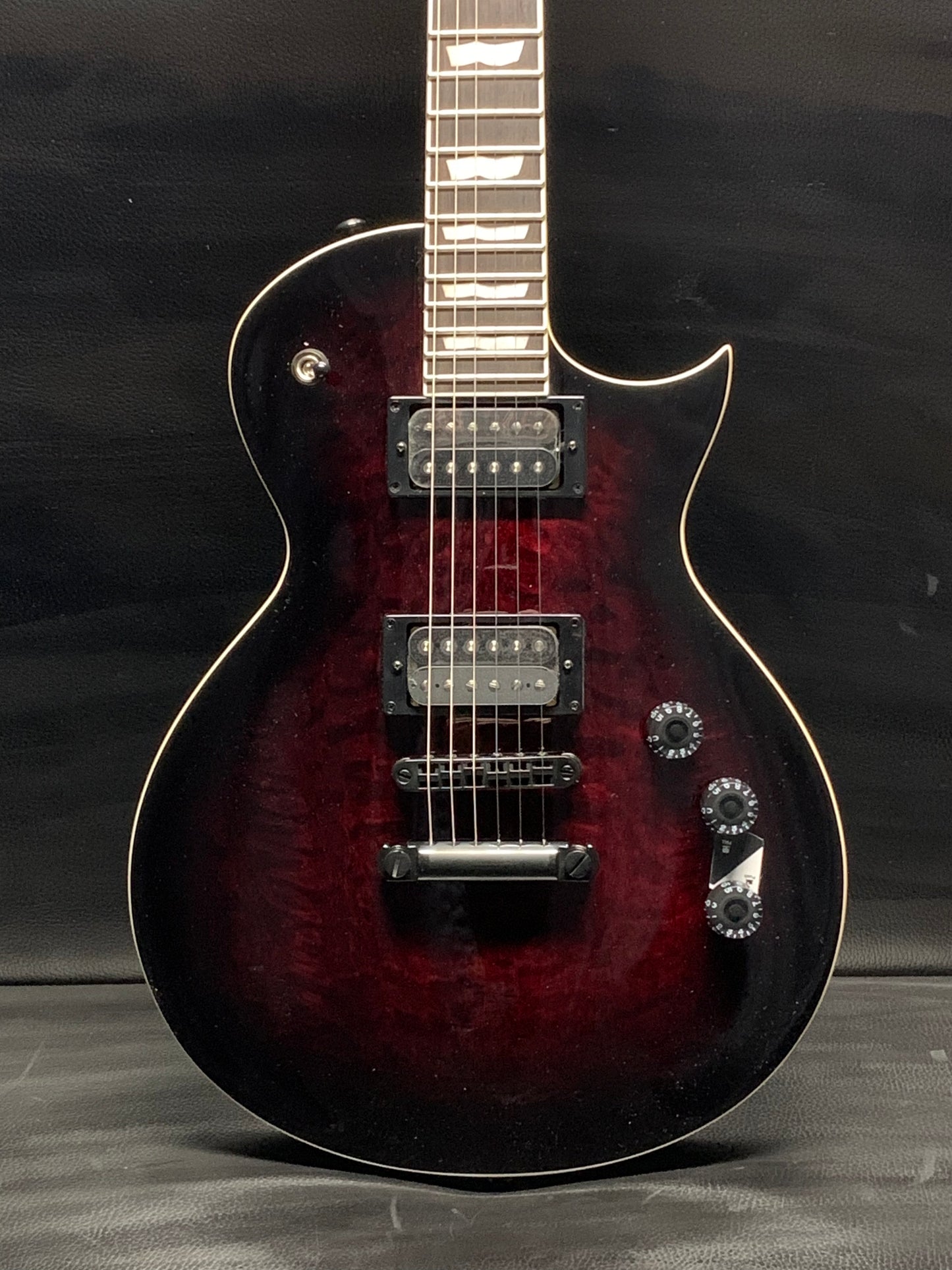 ESP LTD EC-256QM Quilted Maple Black Cherry Sunburst