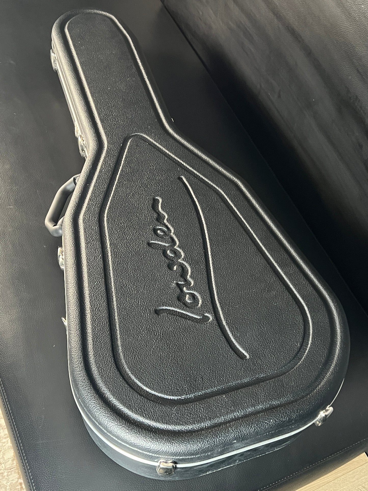Lowden F32 (PRE-OWNED)