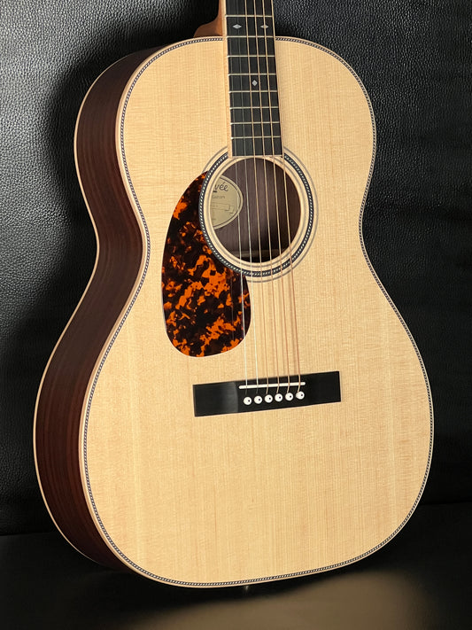 Larrivée 000-40R Left-Handed #143643